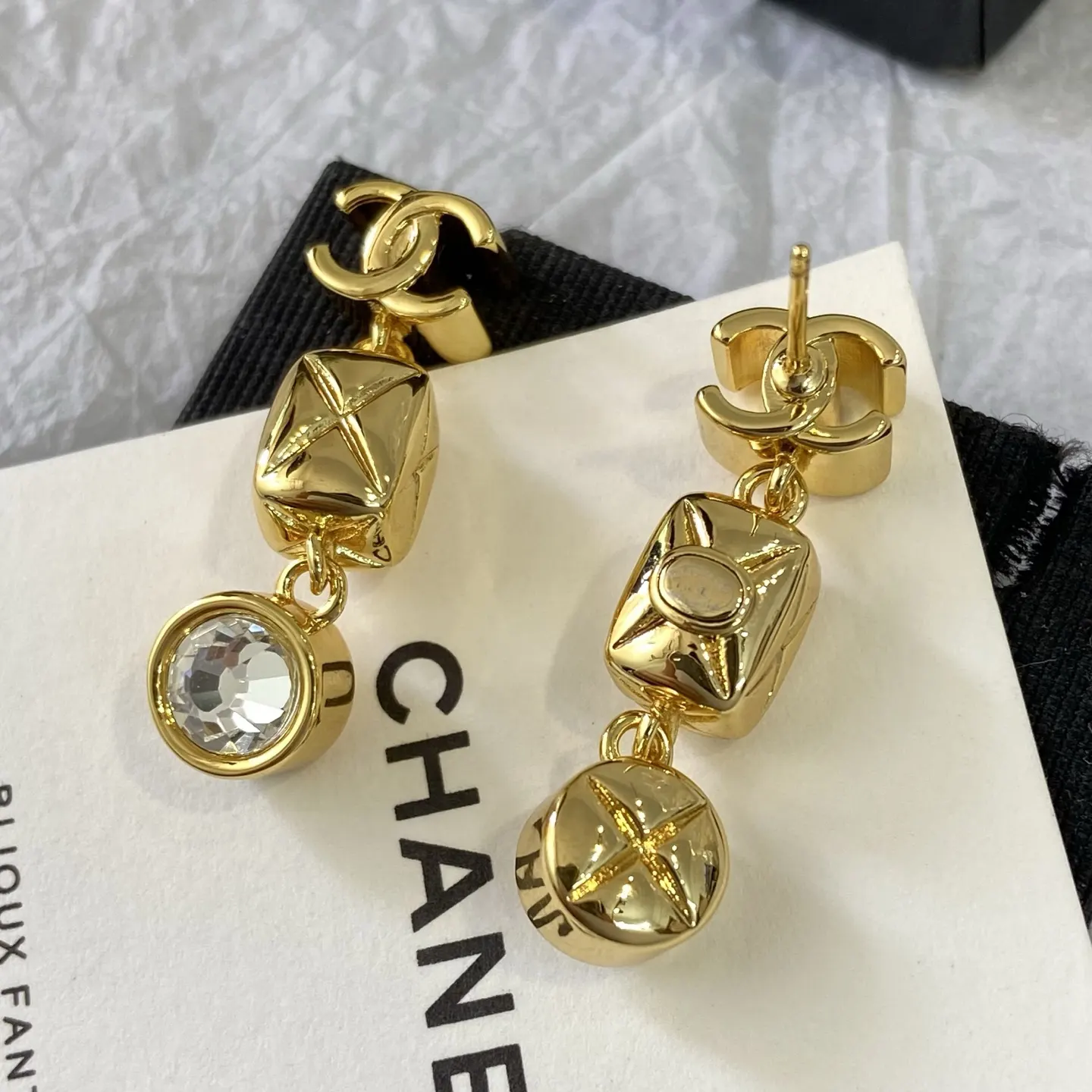 Louis Vuitton Fashion Item