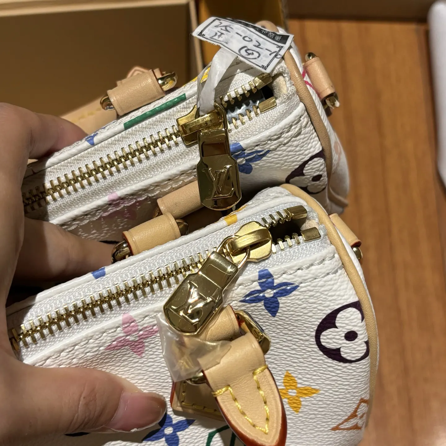 白色 白三彩SedyNano 和 的 水桶包 休闲水桶款