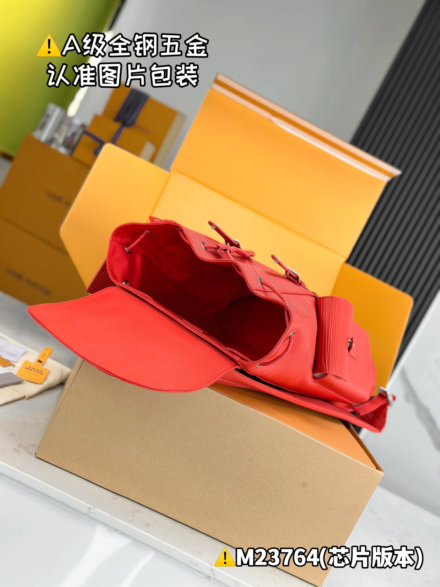 水波纹 CHRISTOPHER 中号雙肩 雙肩包 实用雙肩款(數字9) 水波纹 CHRISTOPHER 中号雙肩 雙肩包 实用雙肩款(數字9)