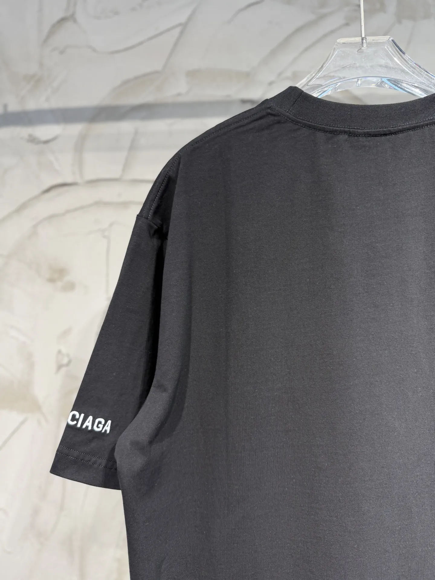 Balenciaga 26SS 刺绣 纯棉 短袖T恤 街头休闲款