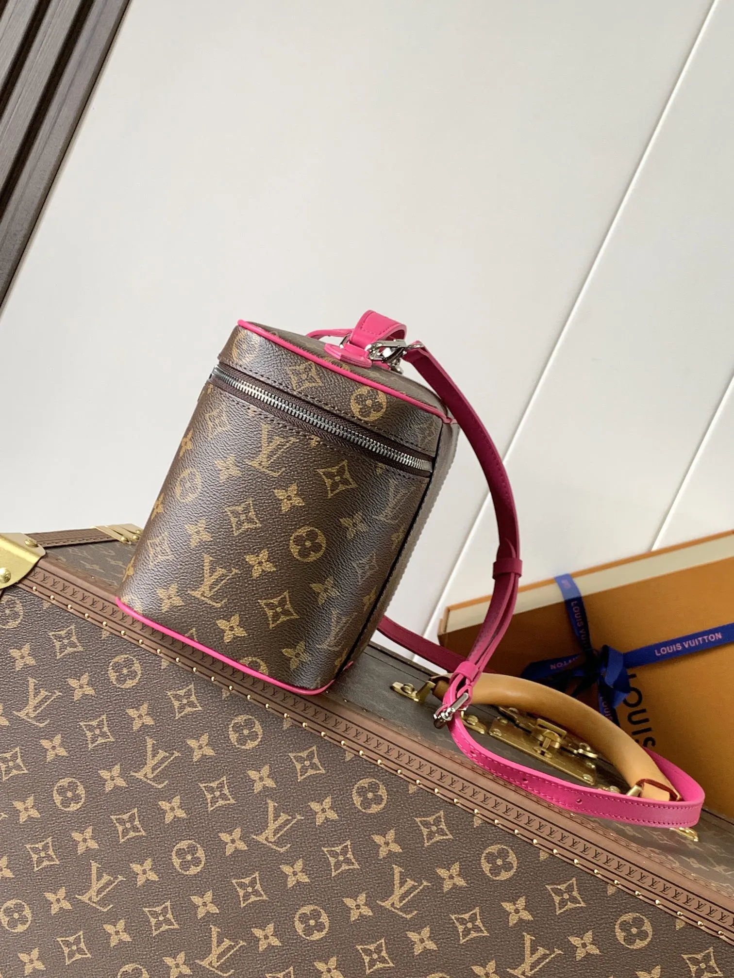 LV blue green color scheme handbag Image 2 LV blue green color scheme handbag Image 2