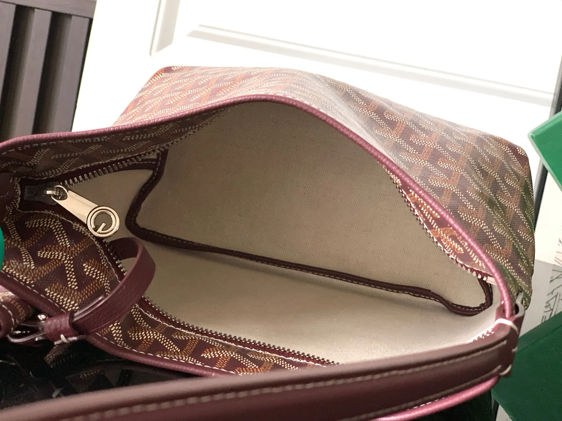 Hobo Shoulder Bag Vintage