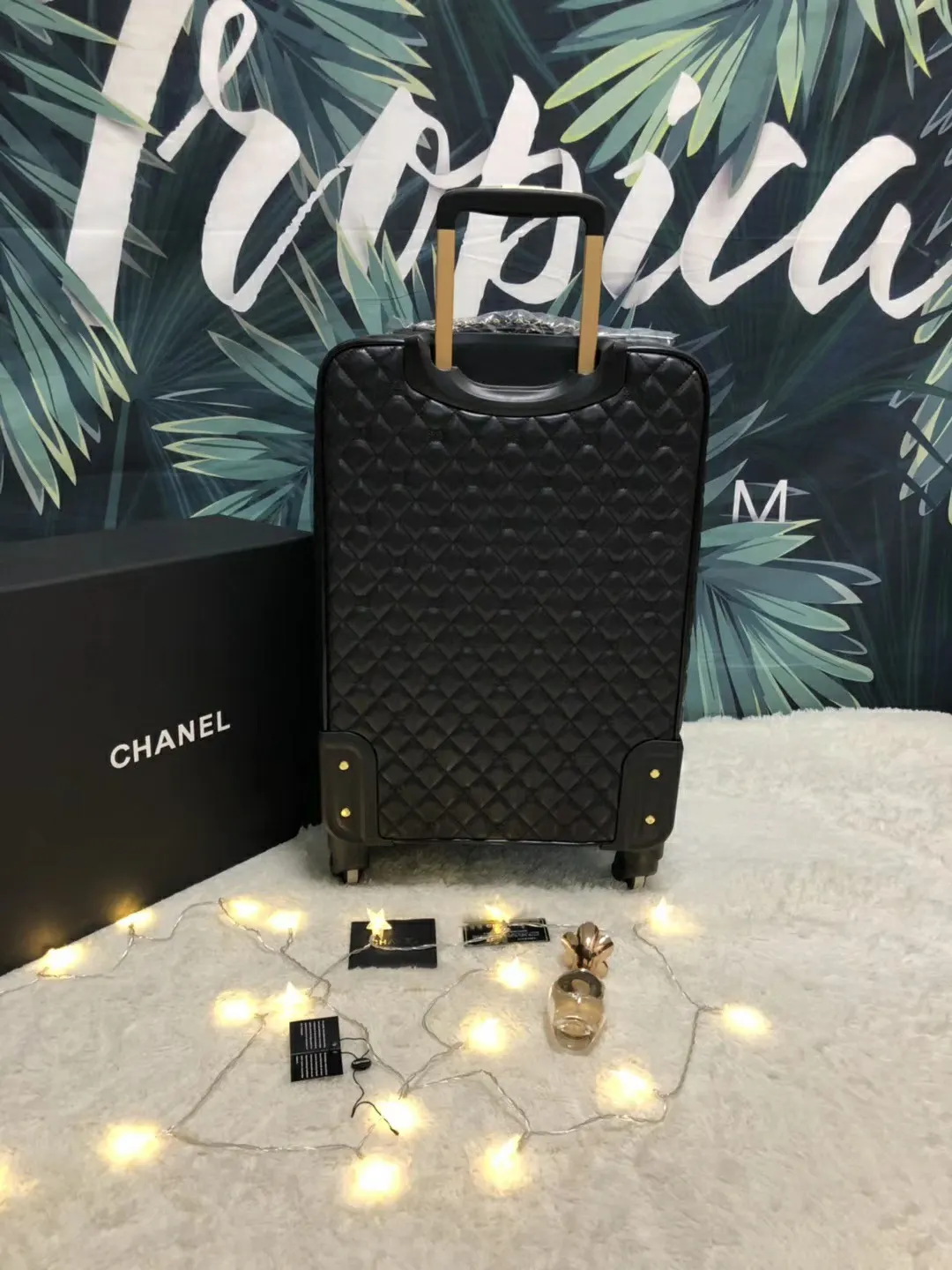 CHANEL 把 她 带上吧 伴你度过愉快的旅程 行李箱 旅行拉杆款 輕便出行款