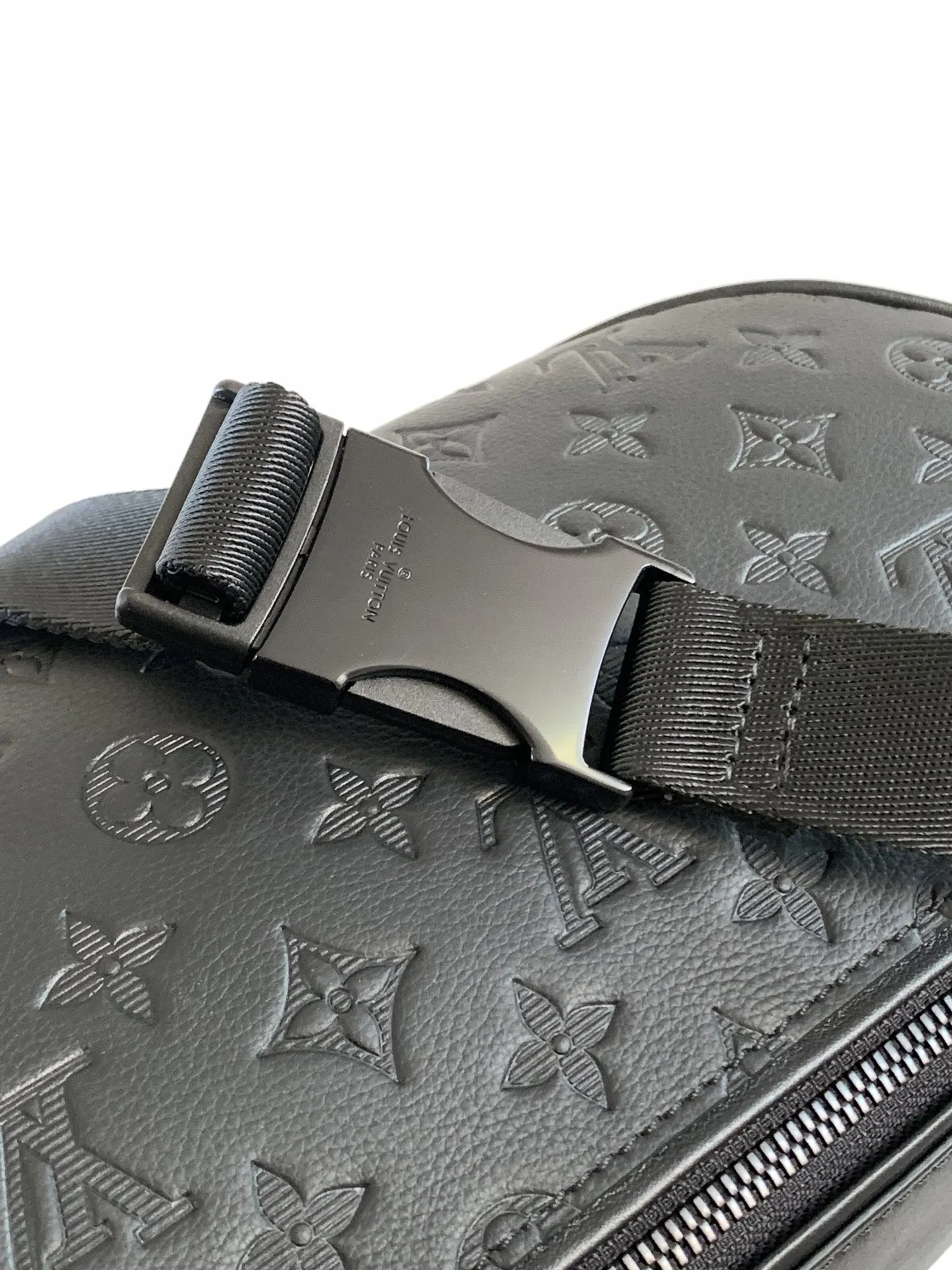 Crossbody Bag Lightweight Leather