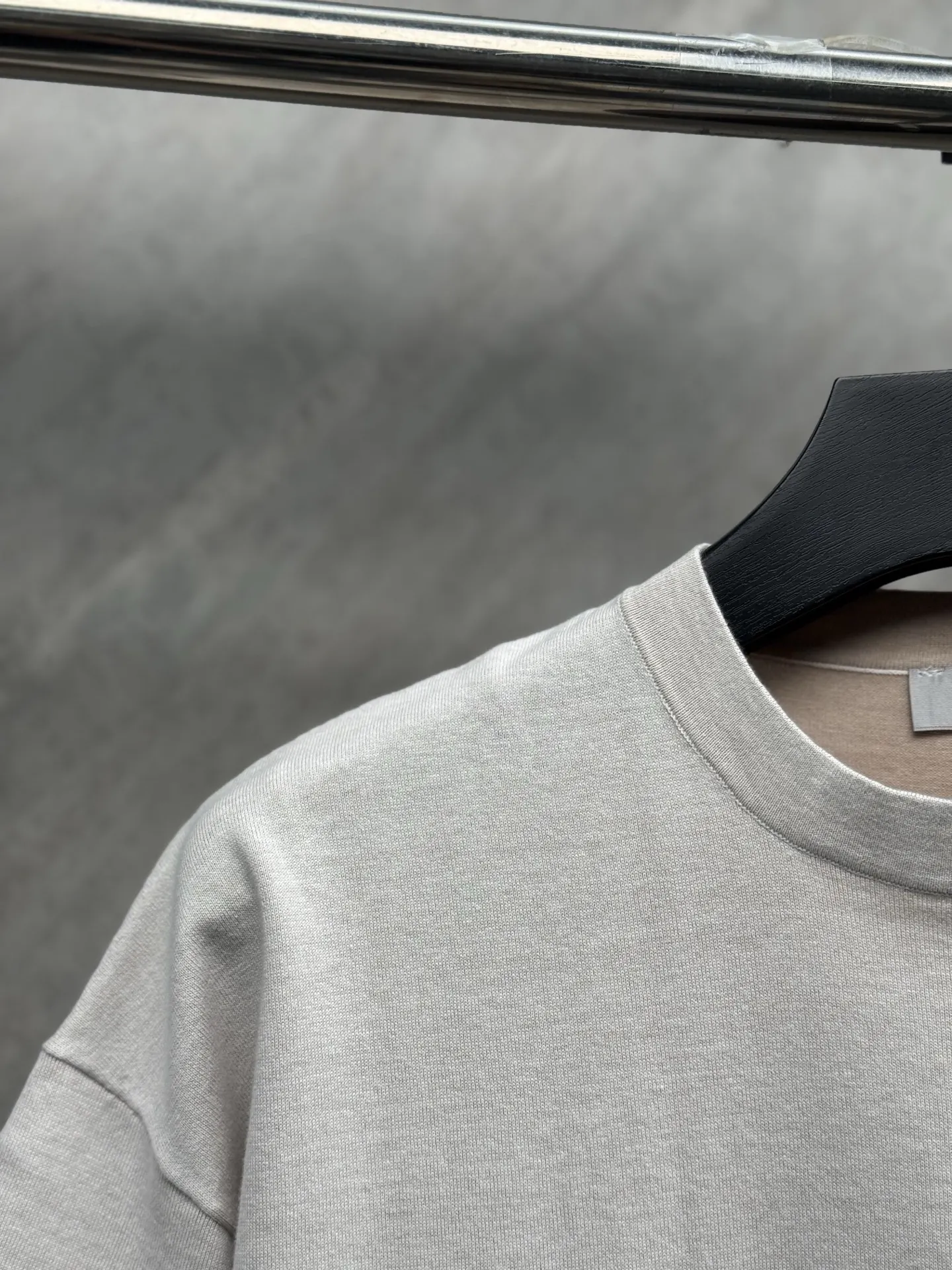 Dior White Crew Neck Short Sleeve T-Shirt Image 5 Dior White Crew Neck Short Sleeve T-Shirt Image 5