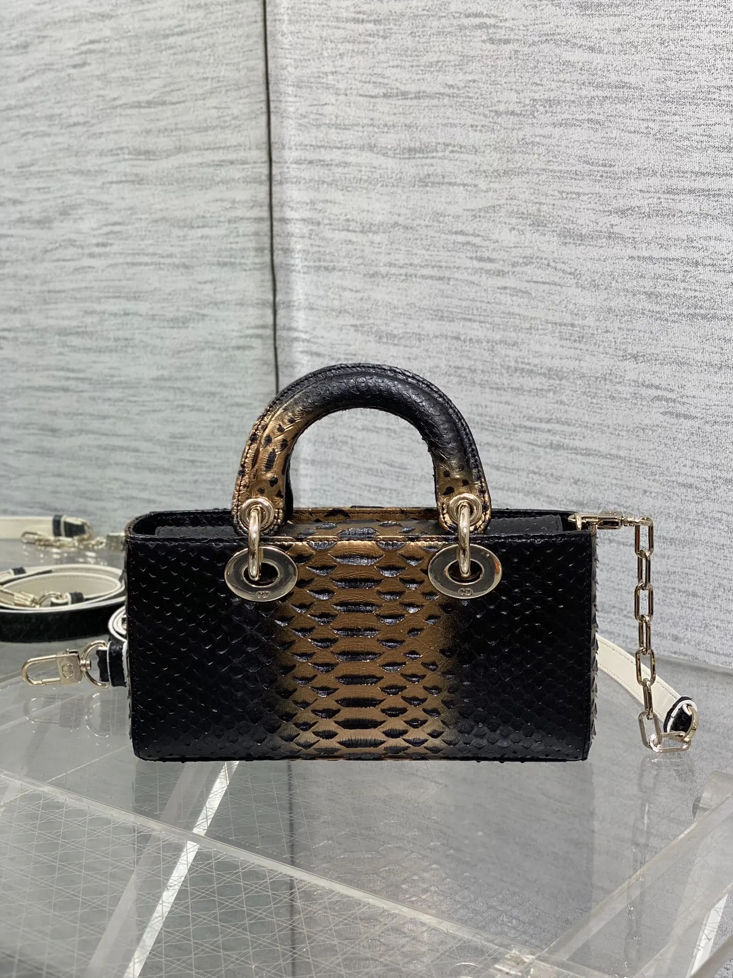 Dior 进口 蛇皮横款戴妃包 Lady横版戴妃珍稀 手提包 通勤手提款