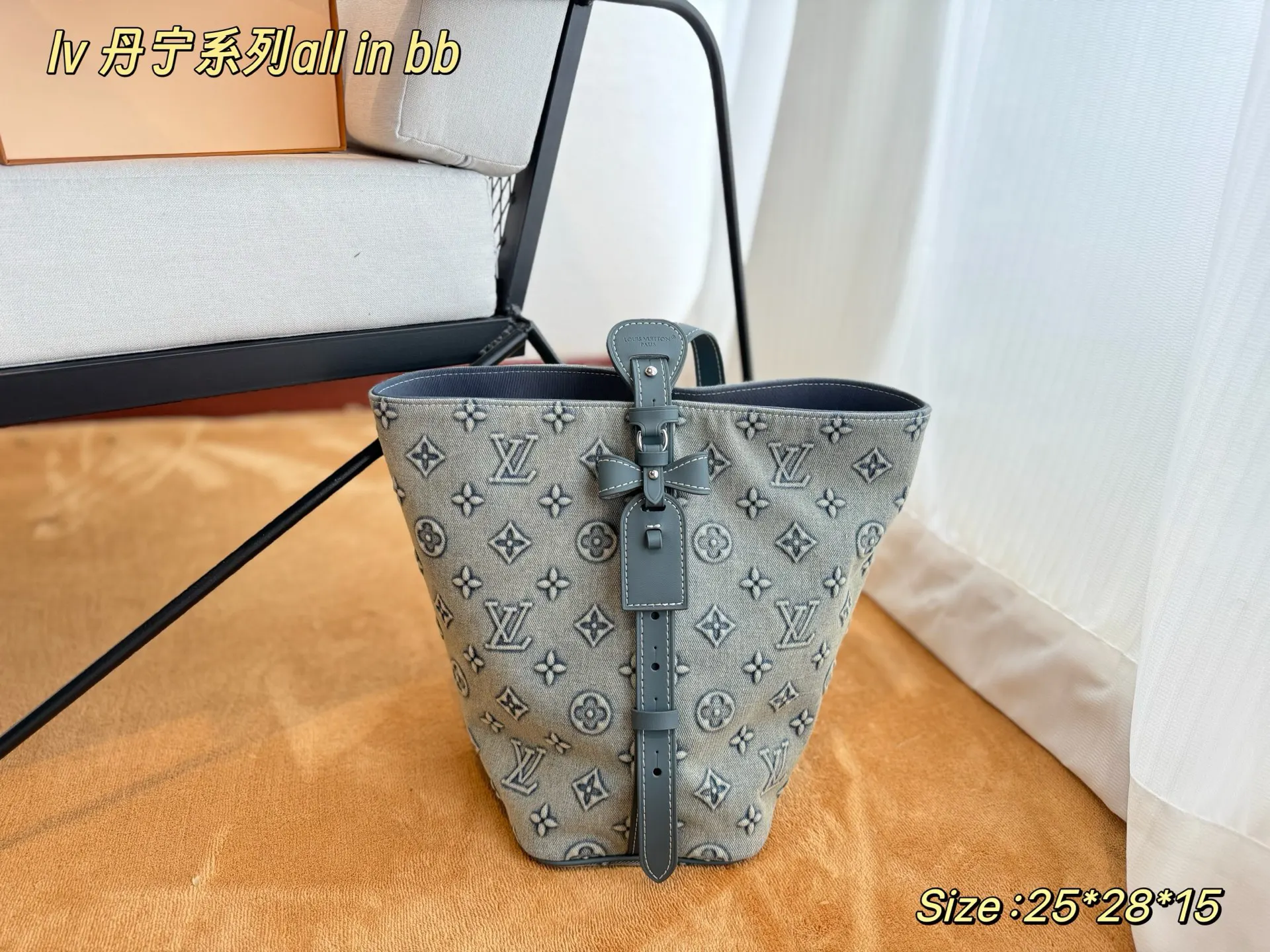 Neverfull 斜背包 輕便斜挎款