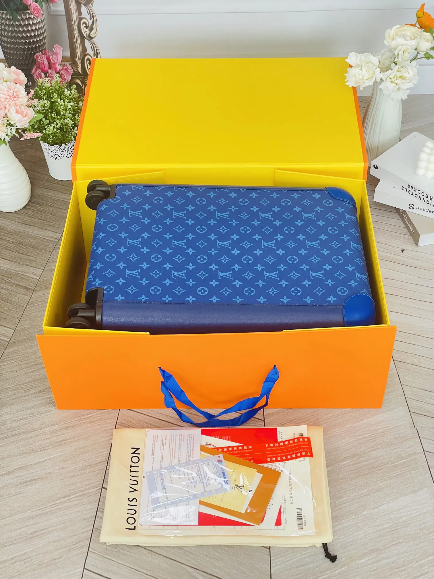 LV 老花 帆布 行李箱 旅行拉杆款 輕便出行款(數字9) LV 老花 帆布 行李箱 旅行拉杆款 輕便出行款(數字9)