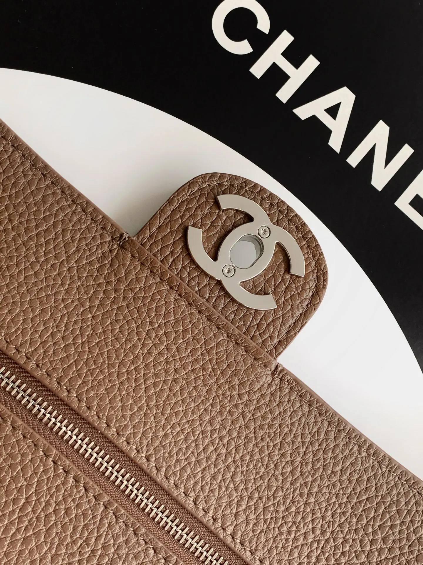 CHANEL 棕色 腋下包 復古腋下背款
