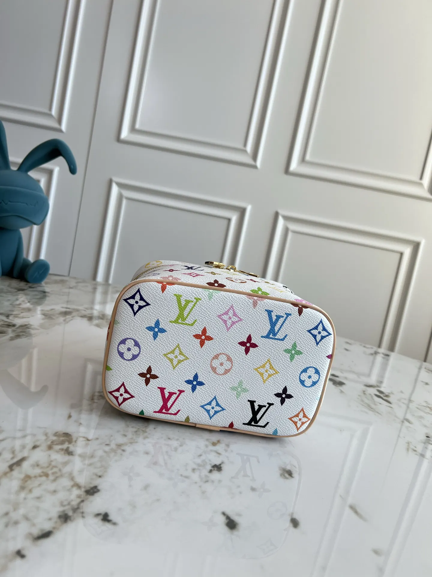 Louis Vuitton Cosmetic Pouch Canvas