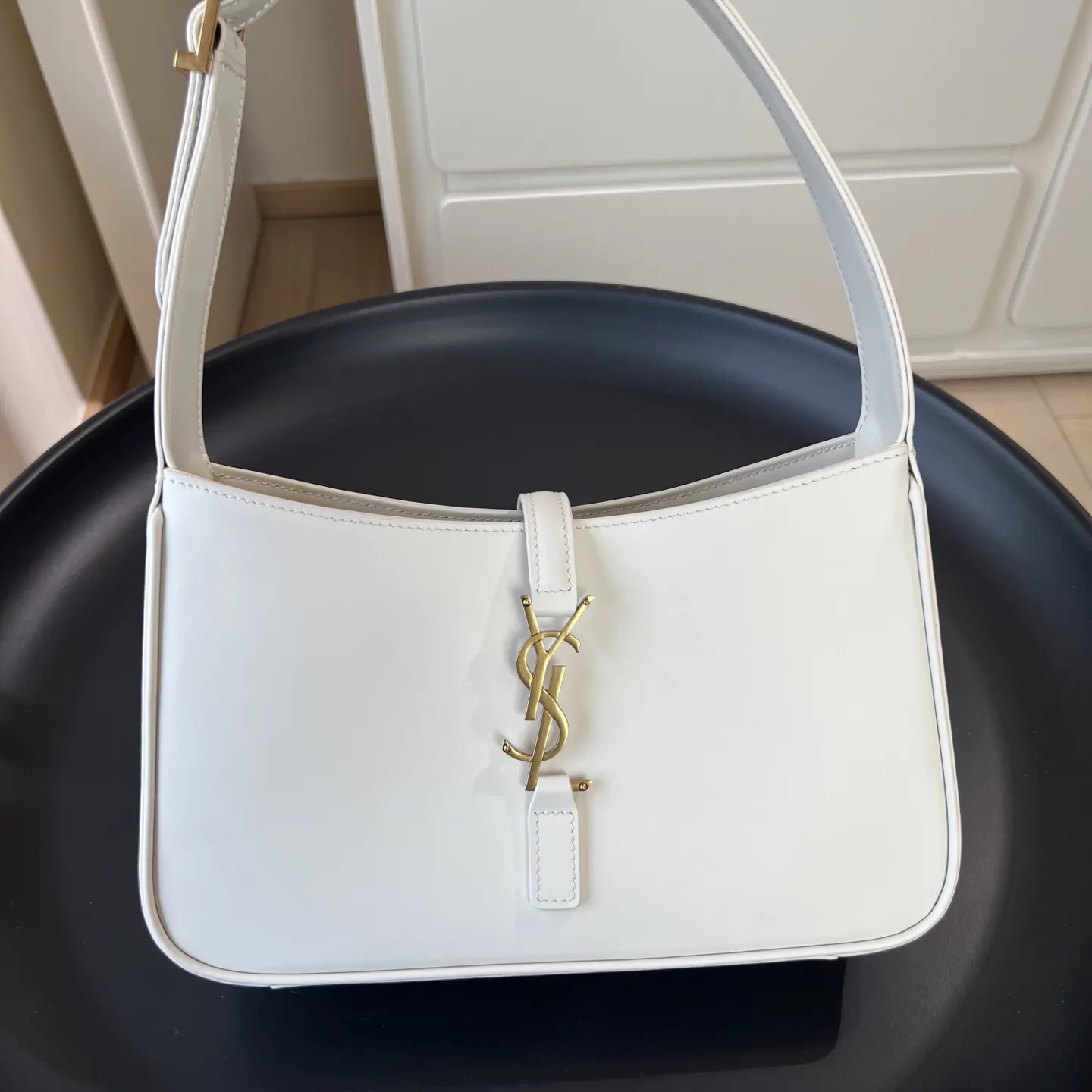 Hobo Shoulder Bag Vintage