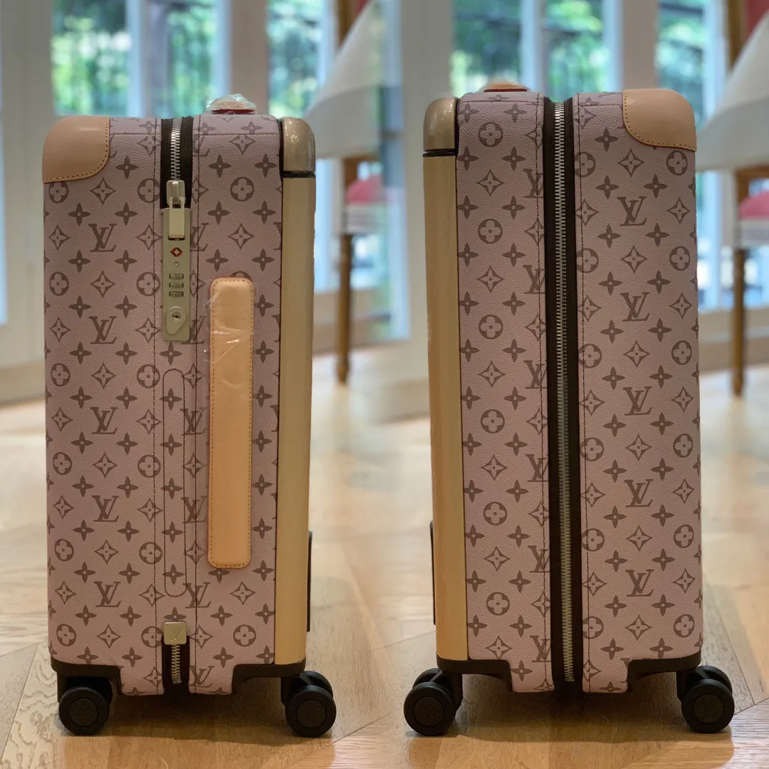 LV 赠送 保护套一个 防尘袋一个 共 只 行李箱 旅行拉杆款 輕便出行款