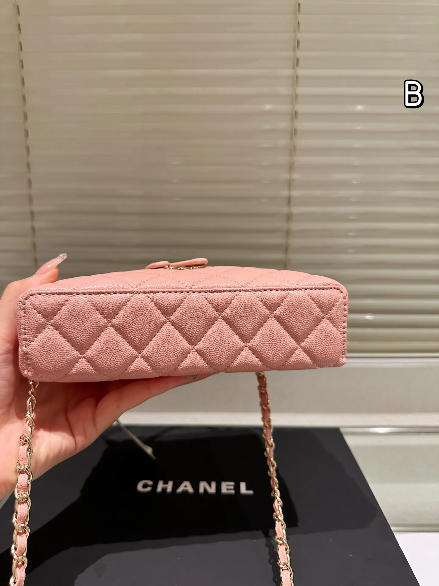 CHANEL 牛皮 挂件 手 斜挎包 轻便斜挎款
