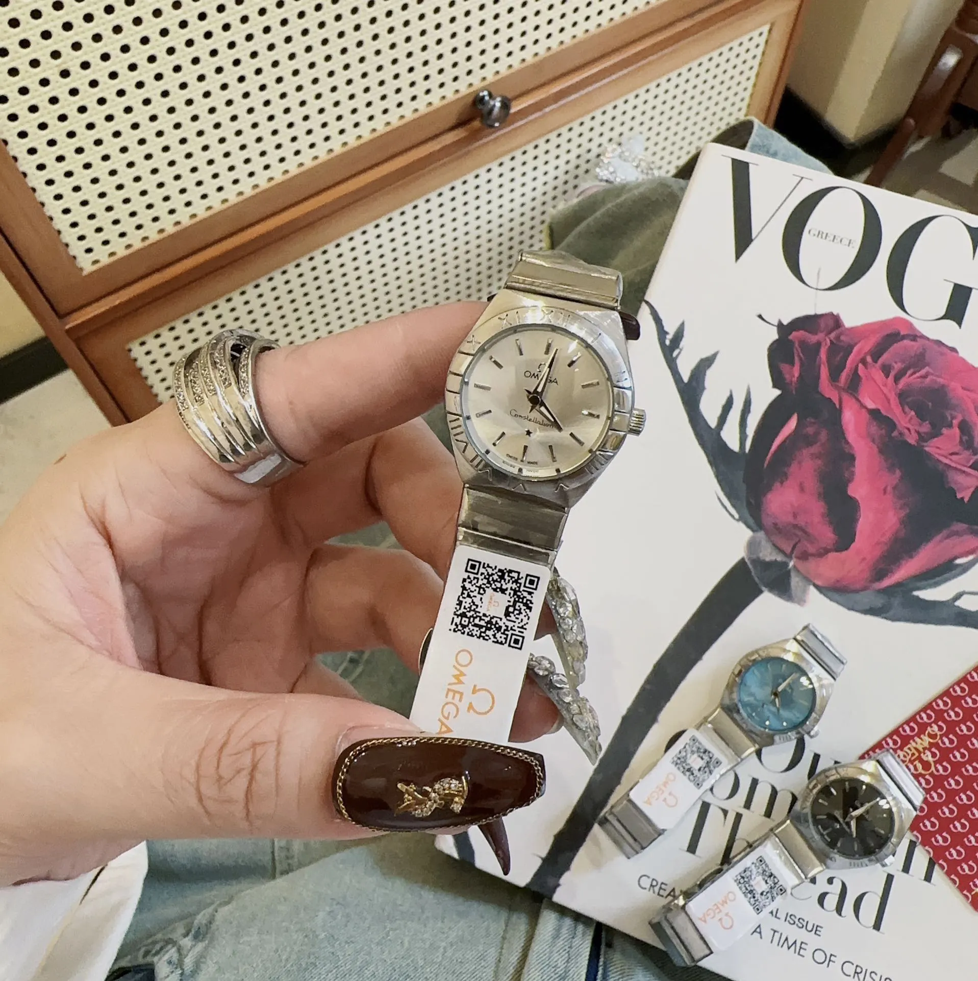 Omega 欧米茄 星座石英系列腕表 纤巧触感 手表 经典腕表款