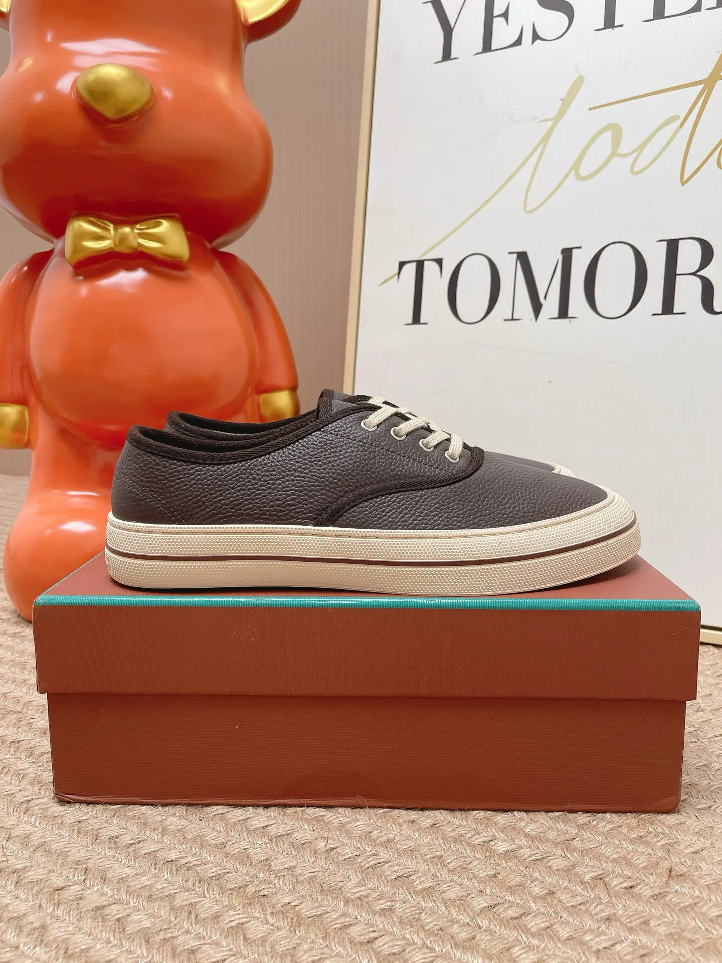 Loro Piana Sneakers Casual Versatile Image 3 Loro Piana Sneakers Casual Versatile Image 3
