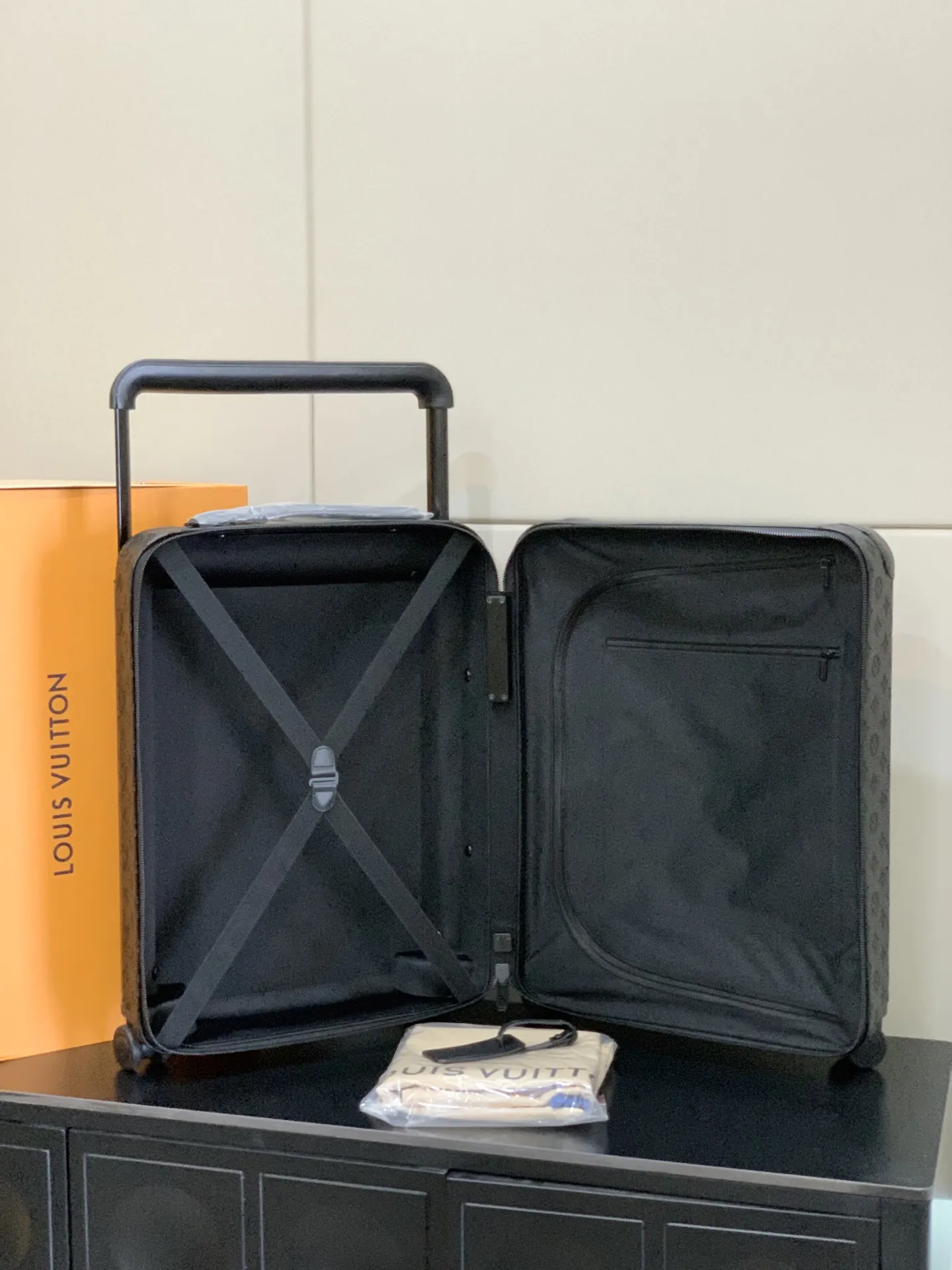 LV Horizon 灰色压纹旅行箱 简约出行款｜ORBUYBAG 岚奢包高端时尚精品