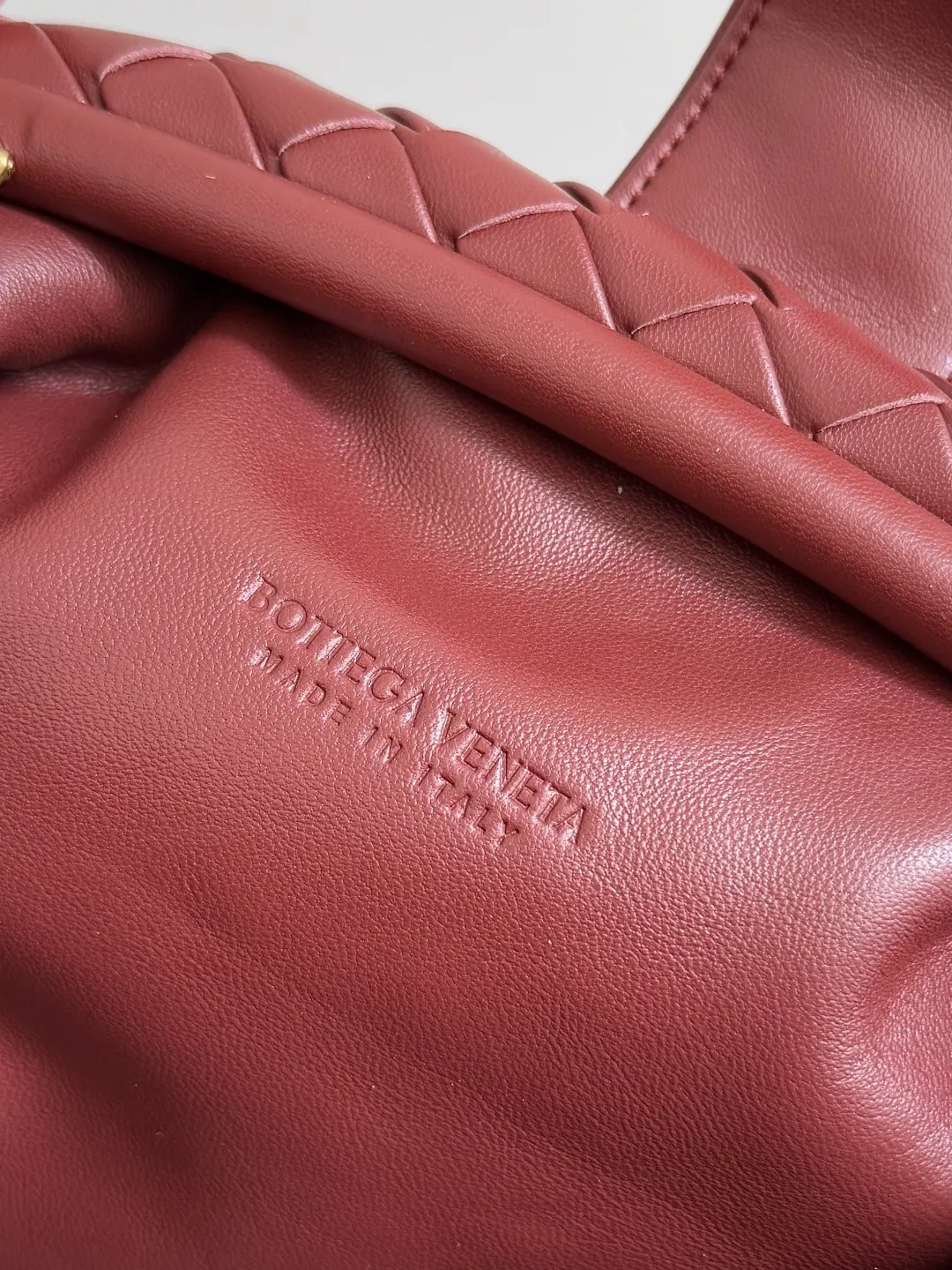 Bottega Veneta 链条包 精致链条款