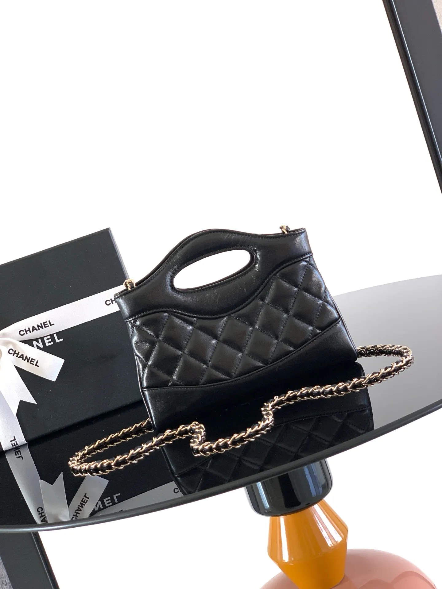 CHANEL 羊皮 羊皮手提包手提斜挎小包迷你手拎包 推 斜挎包 轻便斜挎款