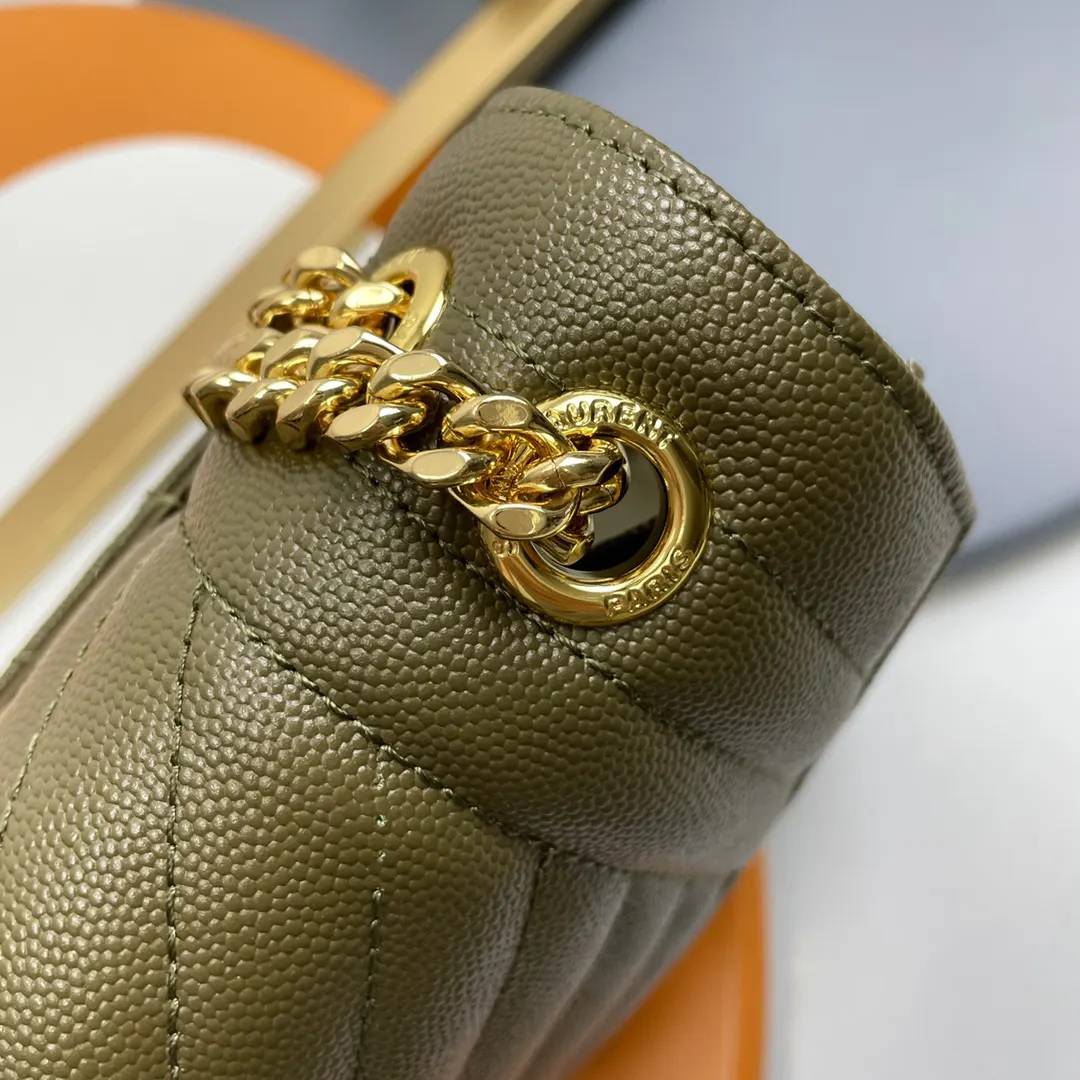 Chain Bag Leather