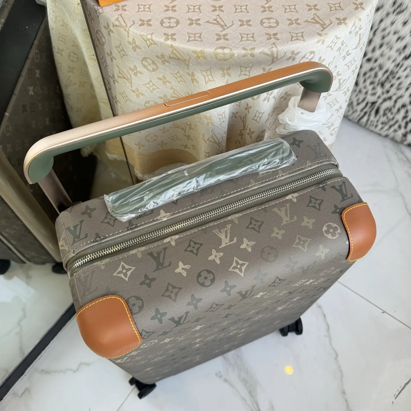 LV 老花 绿色 Mo行李箱 旅行拉杆款 轻便出行款