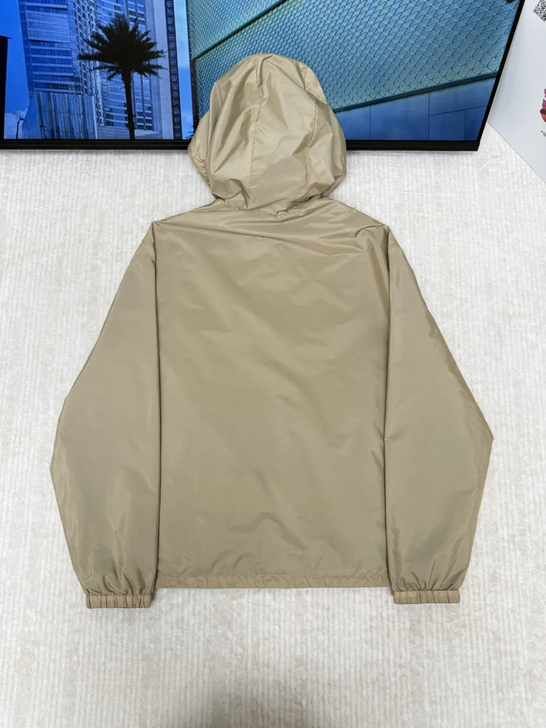Prada Re-Nylon 尼龍 三角标 外套 通勤休闲