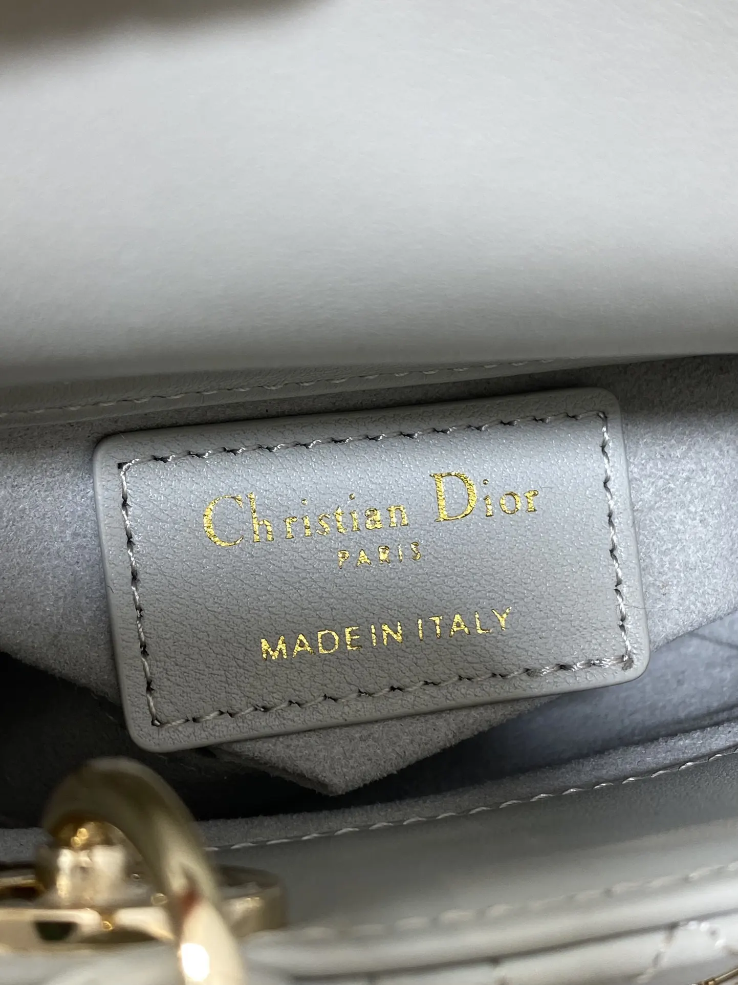 Fashion Item Travel