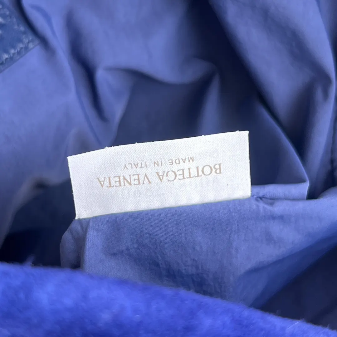 Bottega Veneta 麂皮 腋下包 復古腋下背款