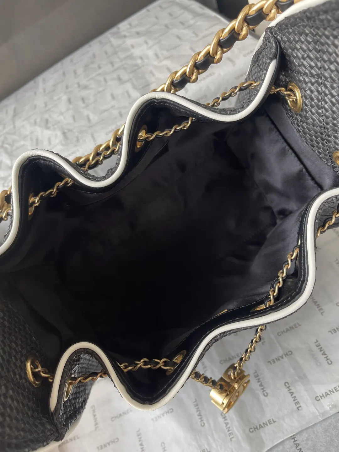 Chanel Black White Hobo Shoulder Bag Vintage