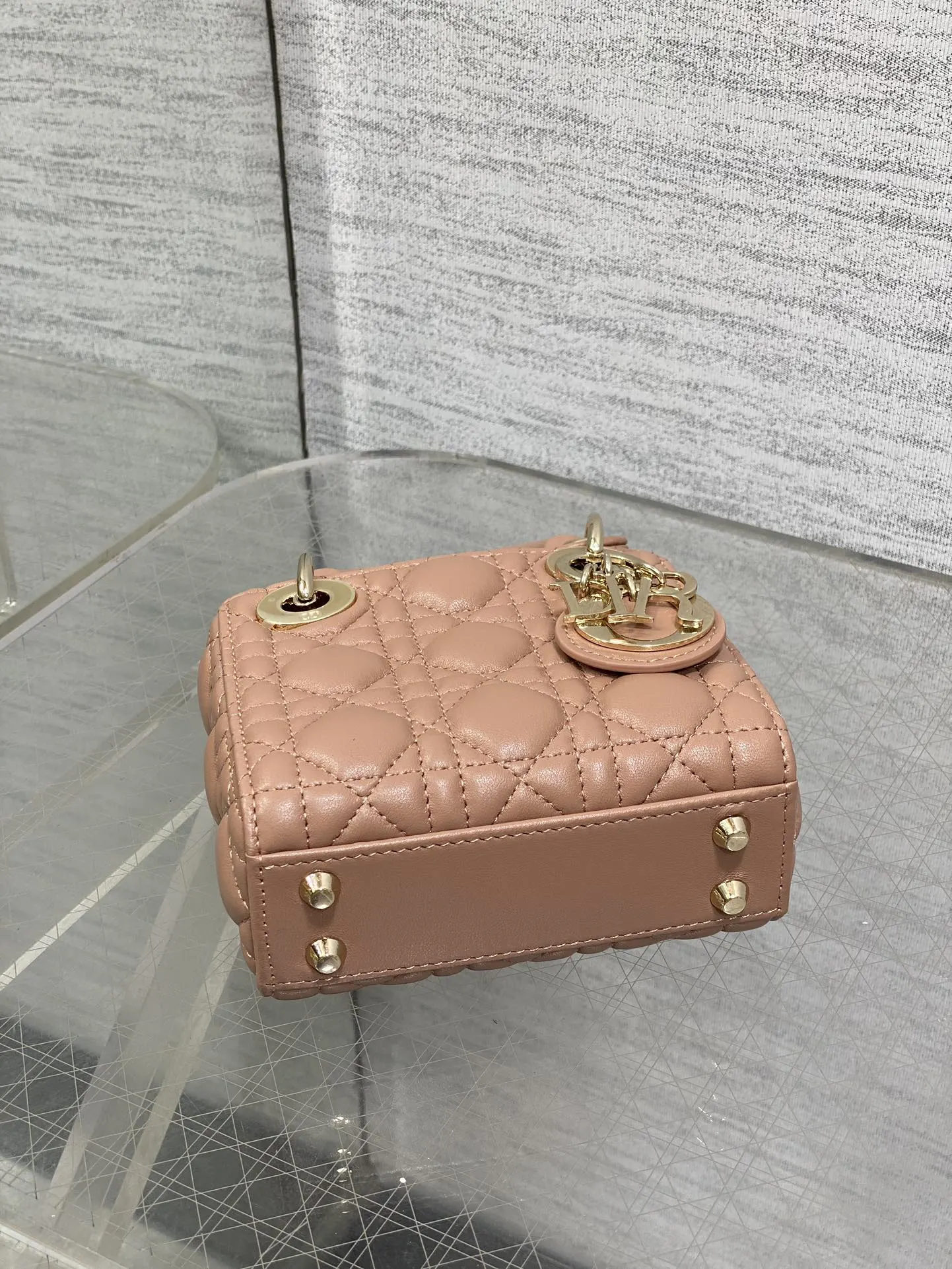 羊皮 玫瑰粉 Lady最新micro系列 一只什么都装不下 旅行袋 大容量旅行款