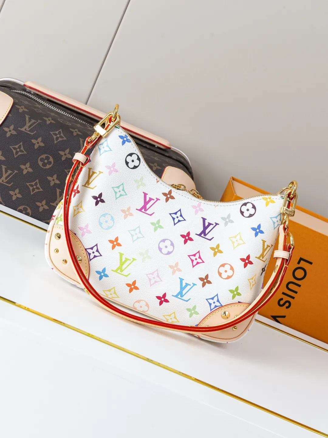 Louis Vuitton Chain Bag Canvas
