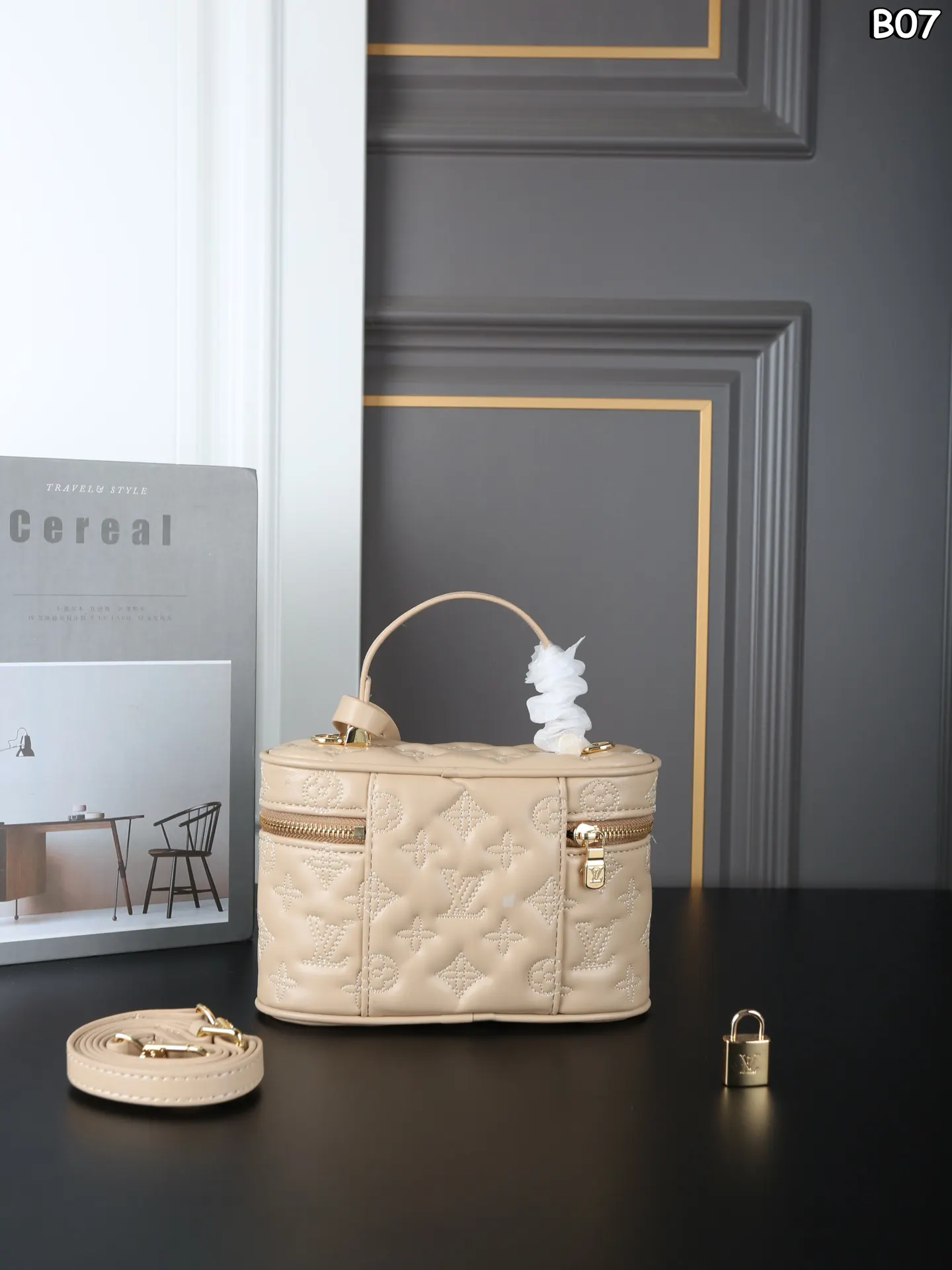 Louis Vuitton Chain Bag