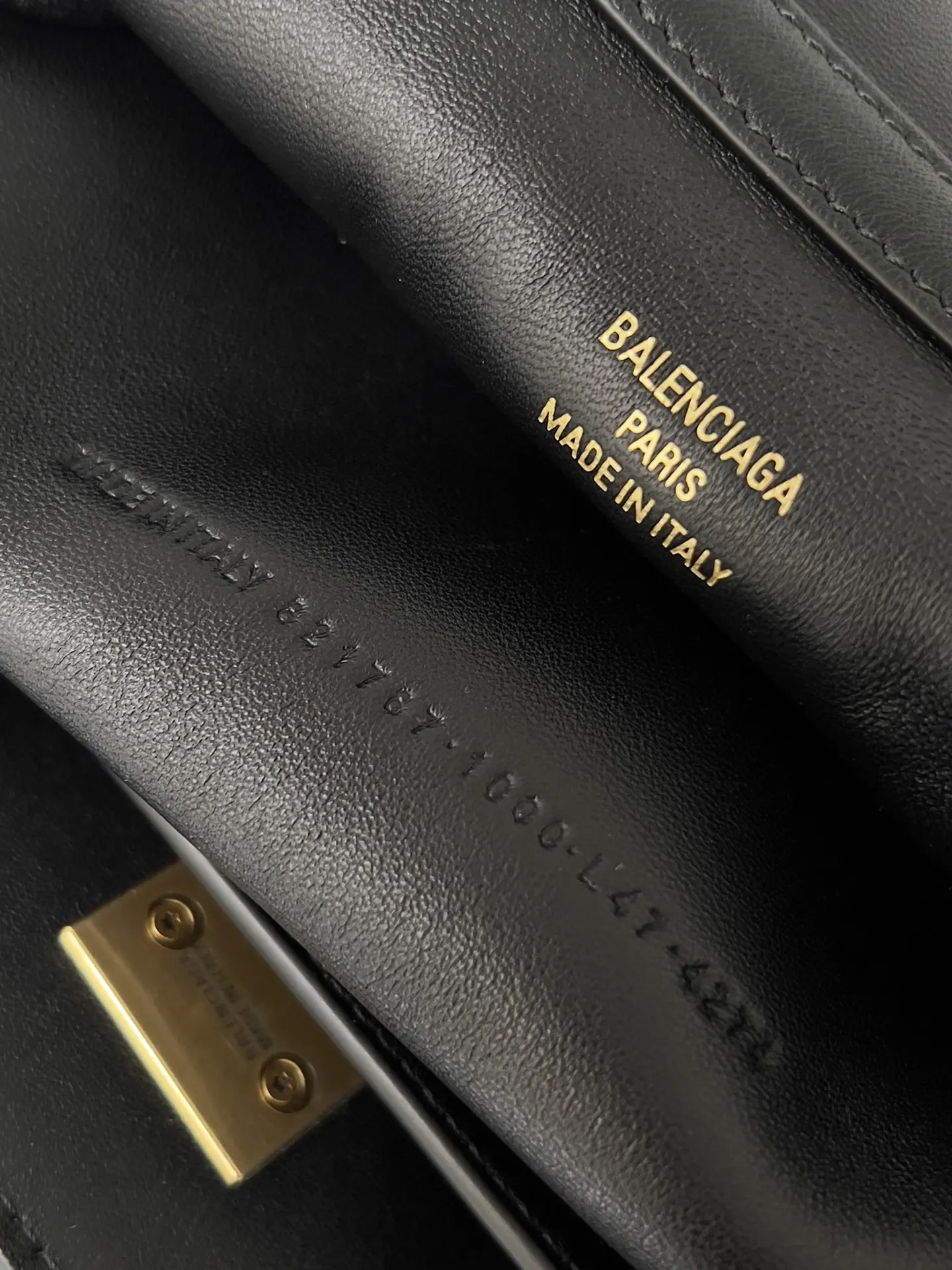 Balenciaga Rodeo 双肩包
