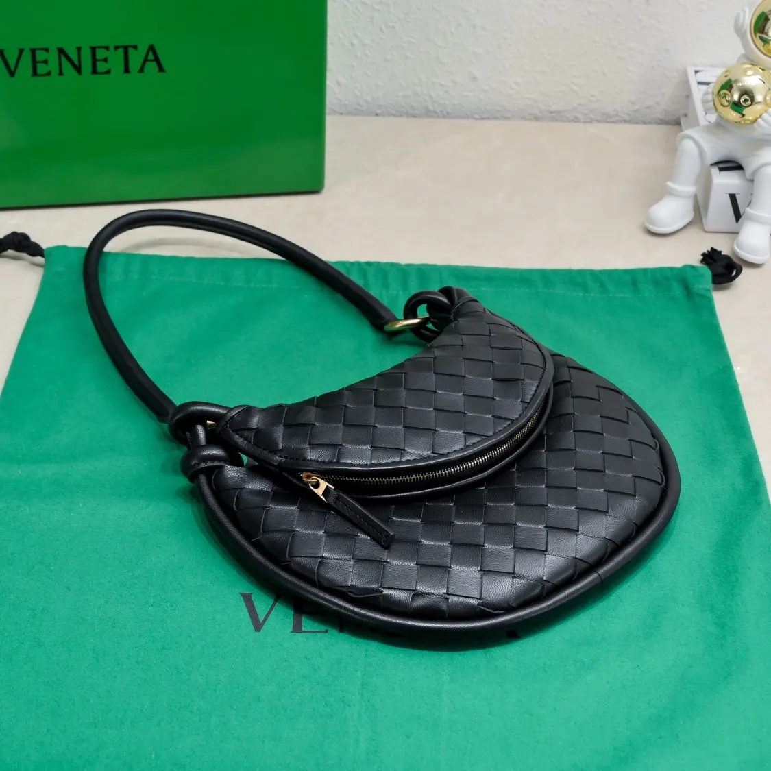 Bottega Veneta 羊皮 手拿包 精致手拿款