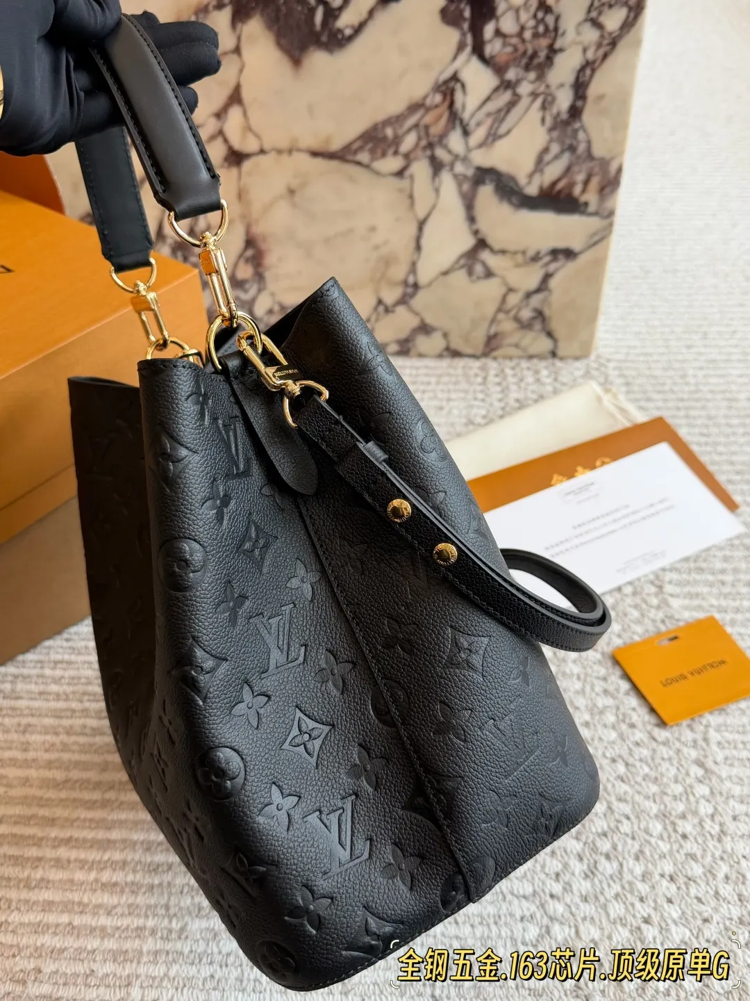 LV 黑色 牛皮 版 NéoNoé MM黑色水桶包​​ 休闲水桶款