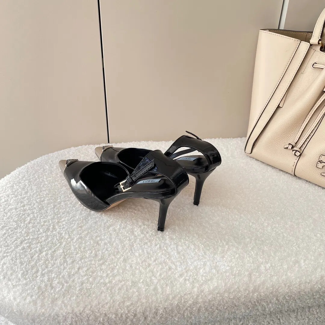 Prada 皮革 拖鞋