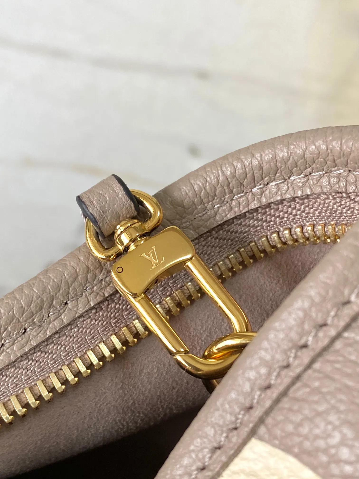 CarryAll Mo手拿包 精致手拿款