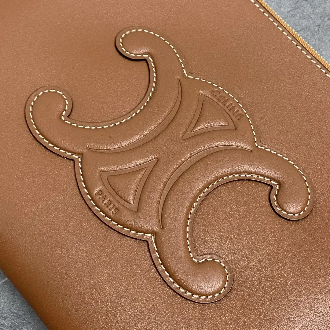 Celine 牛皮 手拿包 Ce手拿包 牛皮簡約风单品 精致手拿款