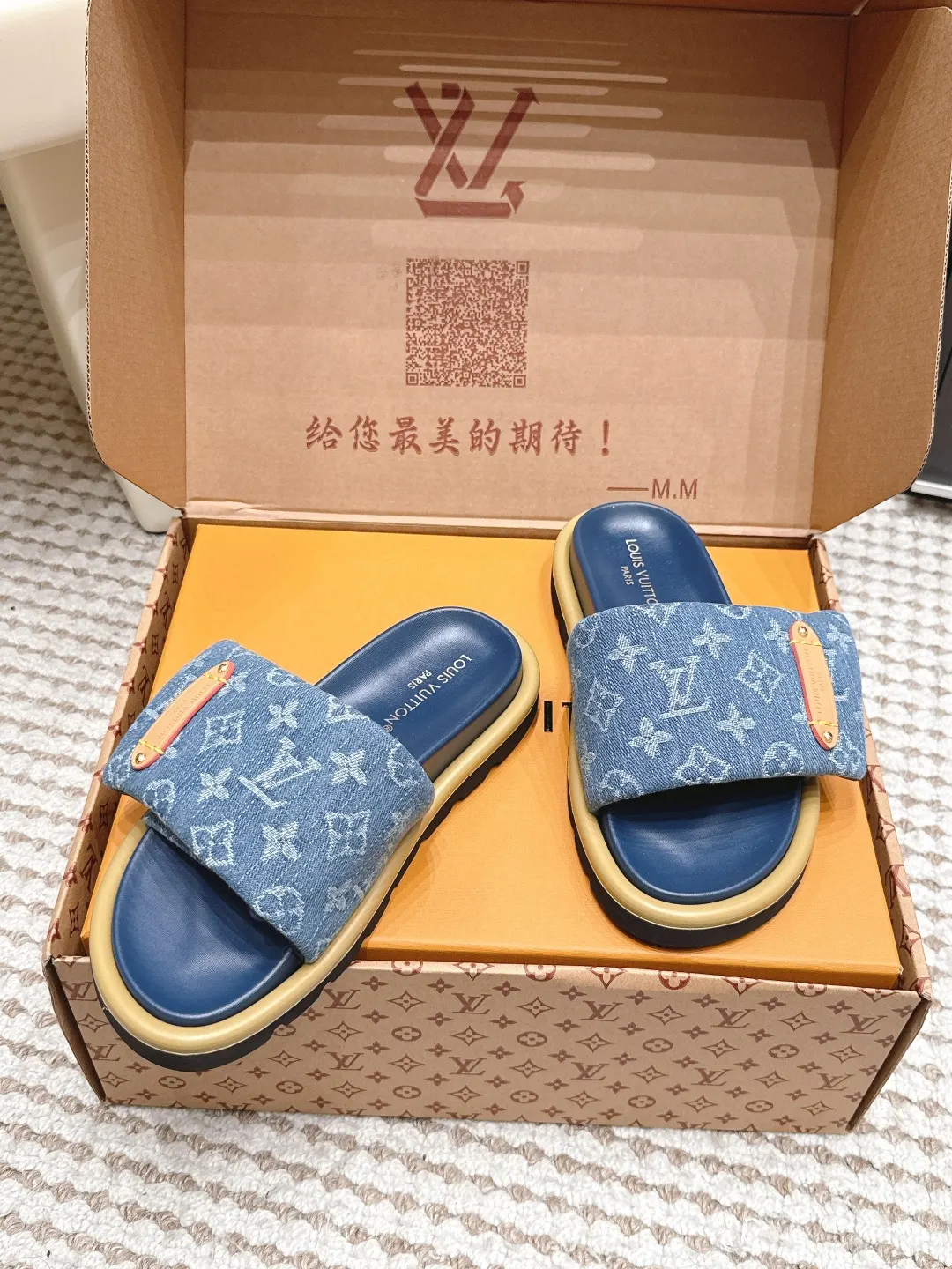 精選 拖鞋 轻便舒適款(數字4) 精選 拖鞋 轻便舒適款(數字4)