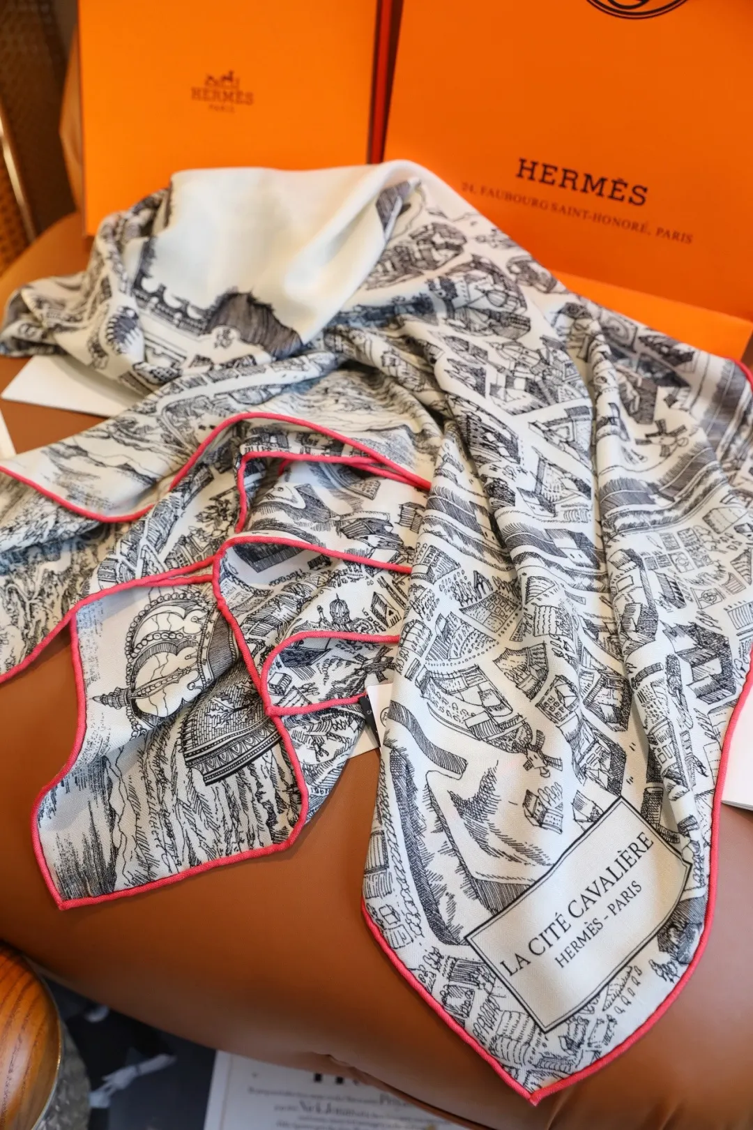 Hermès Gray Handbag