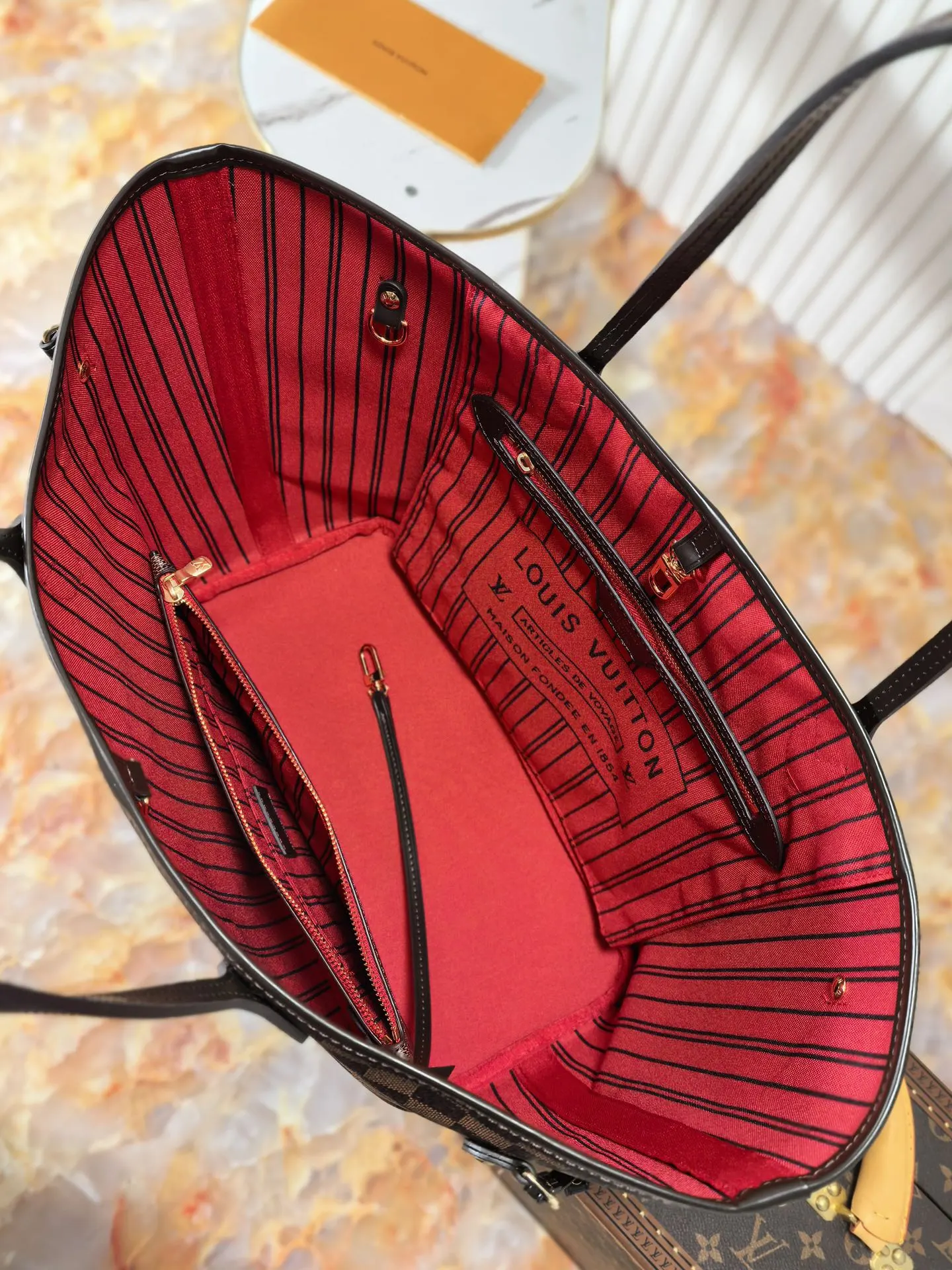 Neverfull 老花 帆布 手拿包 精致手拿款