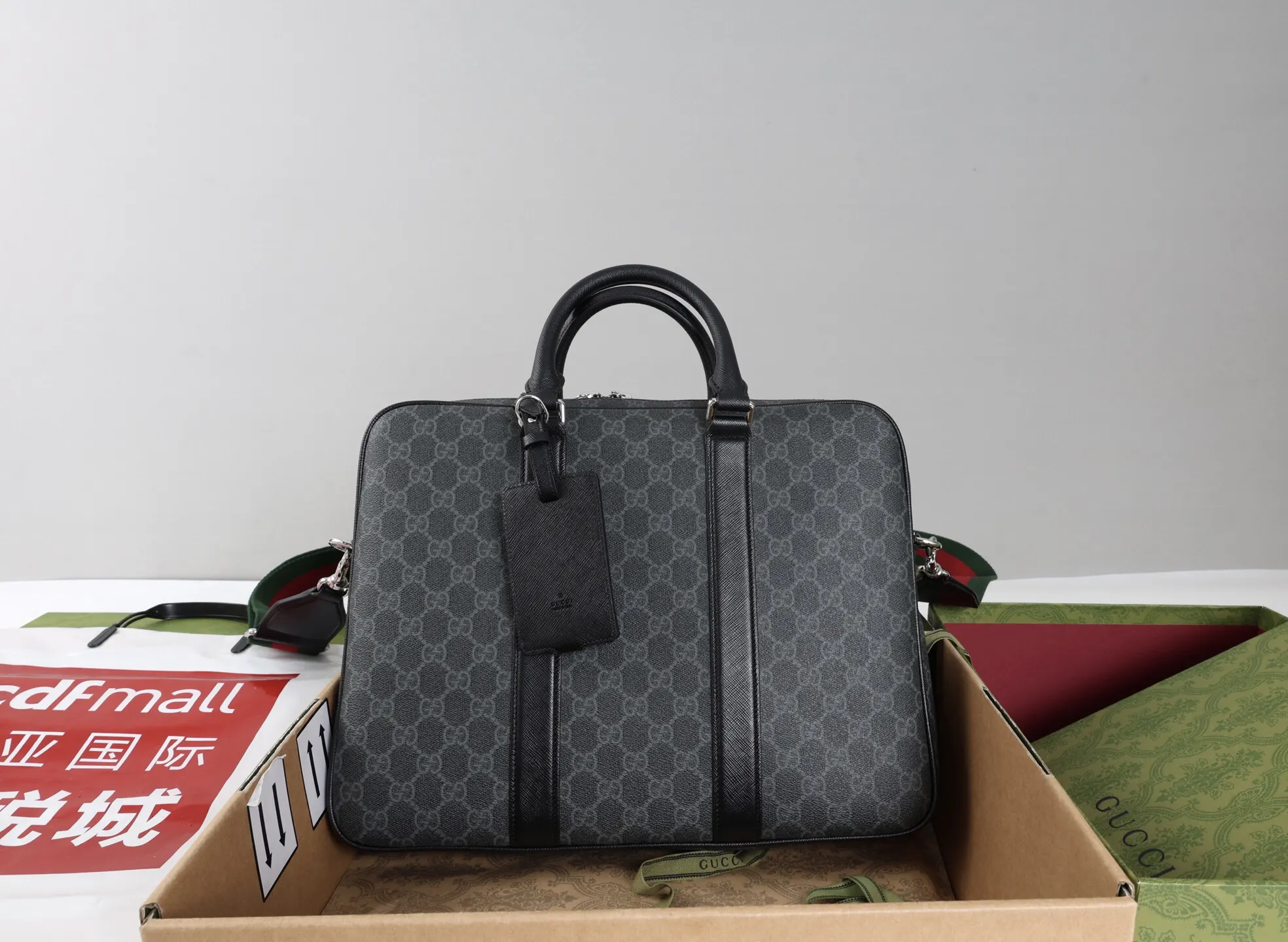 Black Chain Bag Leather Image 15 Black Chain Bag Leather Image 15