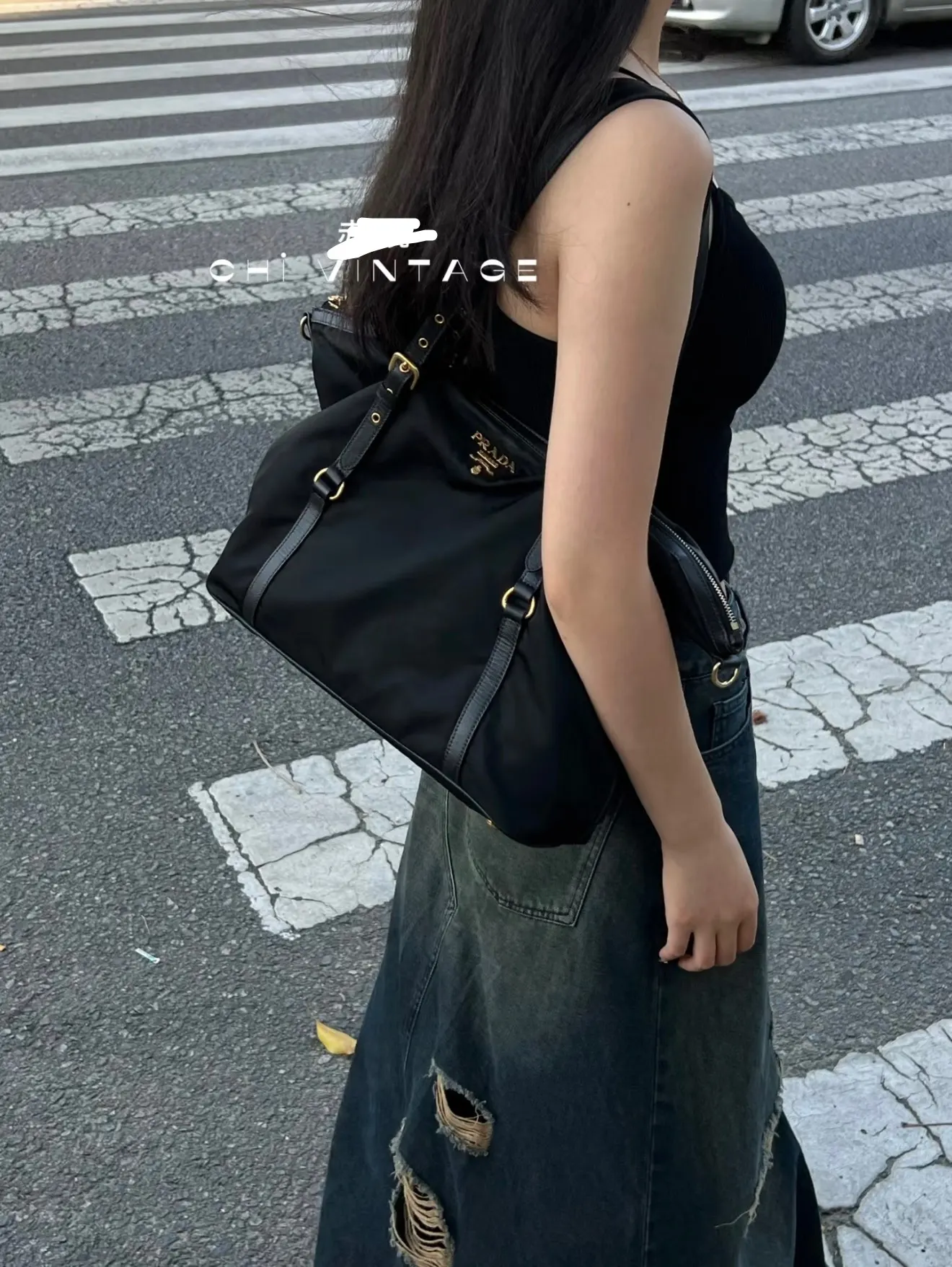 Prada 托特包 質感很高級 容量 大也很耐用 日 大容量托特款