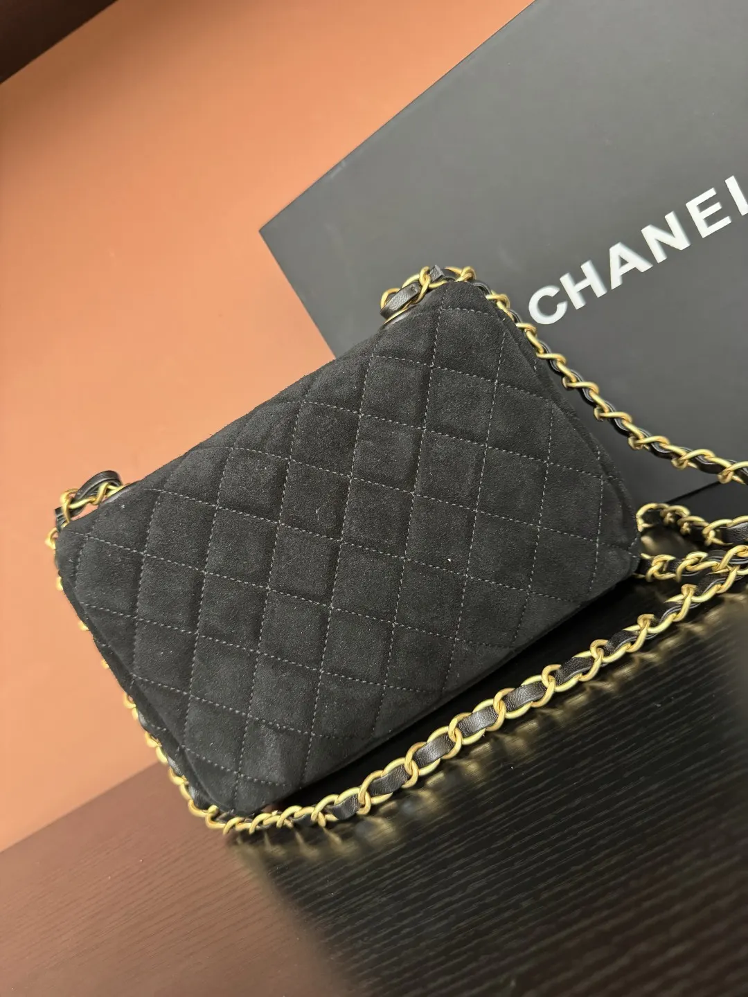 Chanel 麂皮翻蓋鏈條包 單肩斜挎