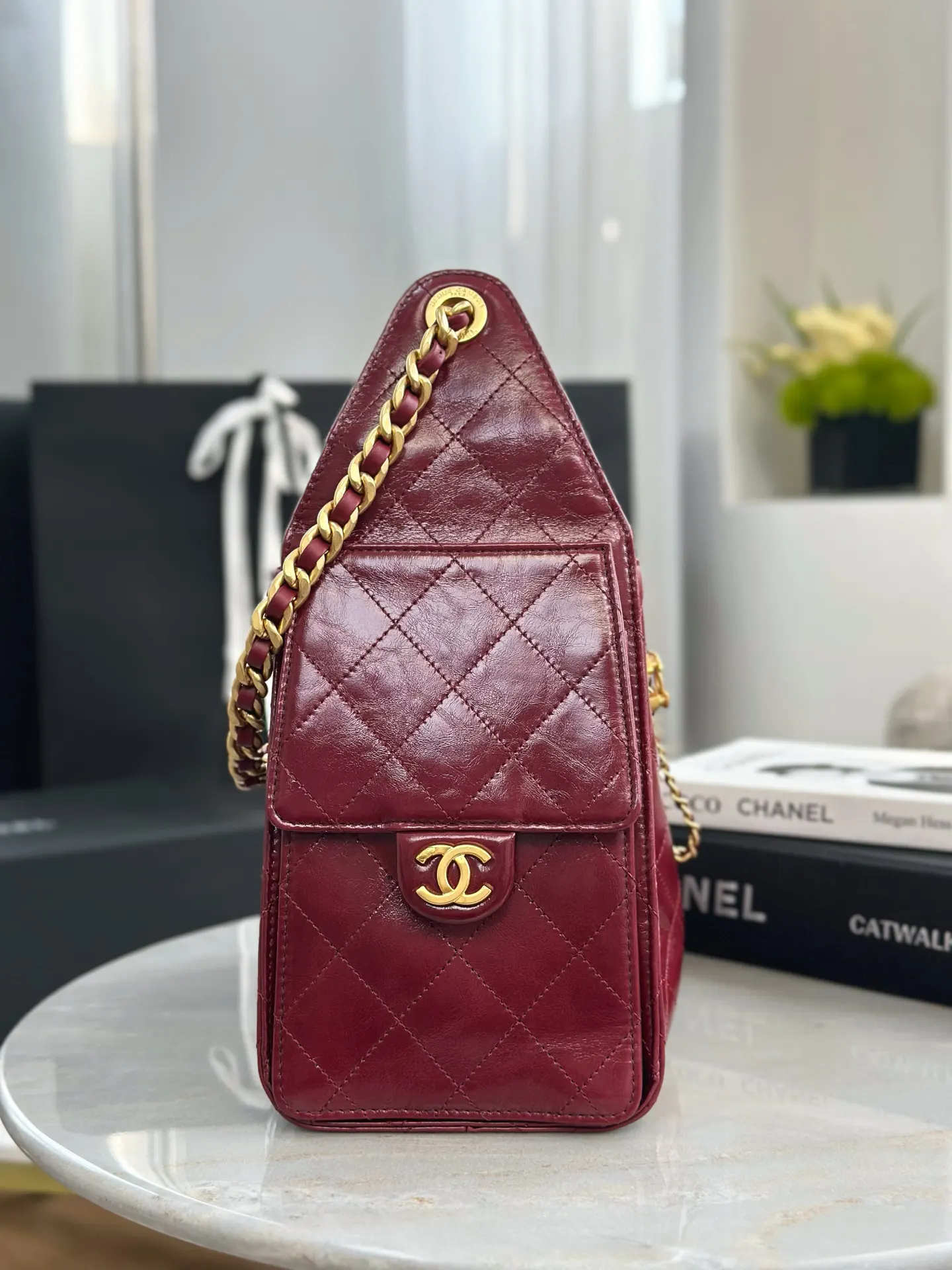 Chanel Oil Wax Sheepskin Hobo Underarm Bag One Shoulder Back Image 4 Chanel Oil Wax Sheepskin Hobo Underarm Bag One Shoulder Back Image 4