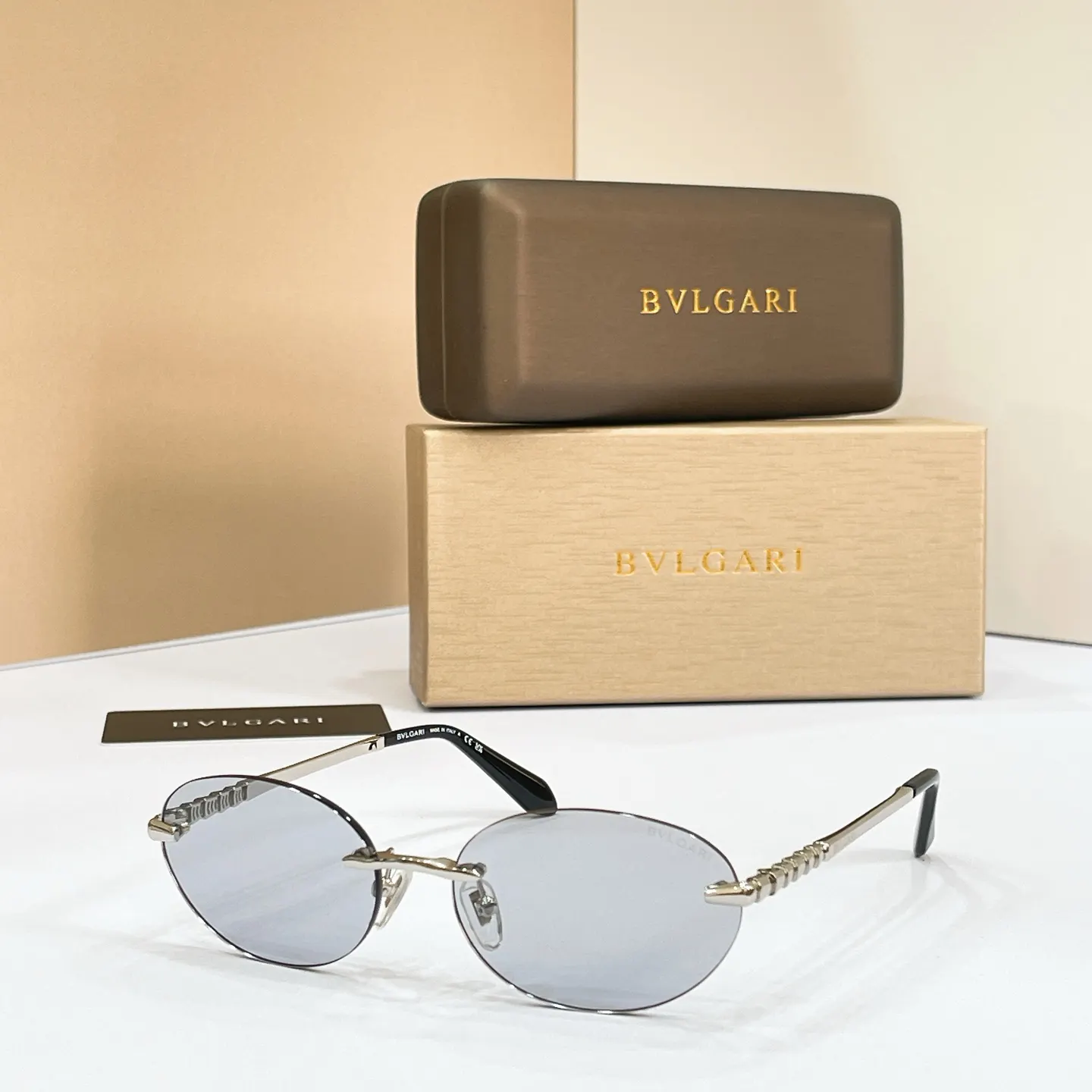 Bvlgari 墨镜 时尚防晒款