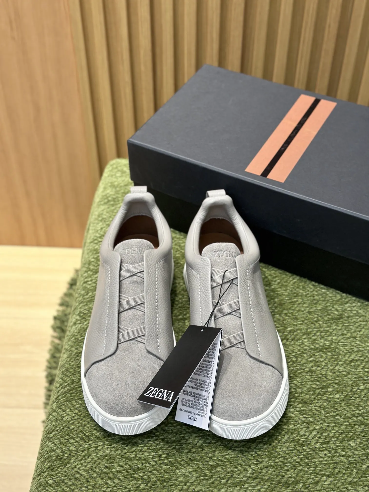 Triple S Casual Versatile Image 8 Triple S Casual Versatile Image 8
