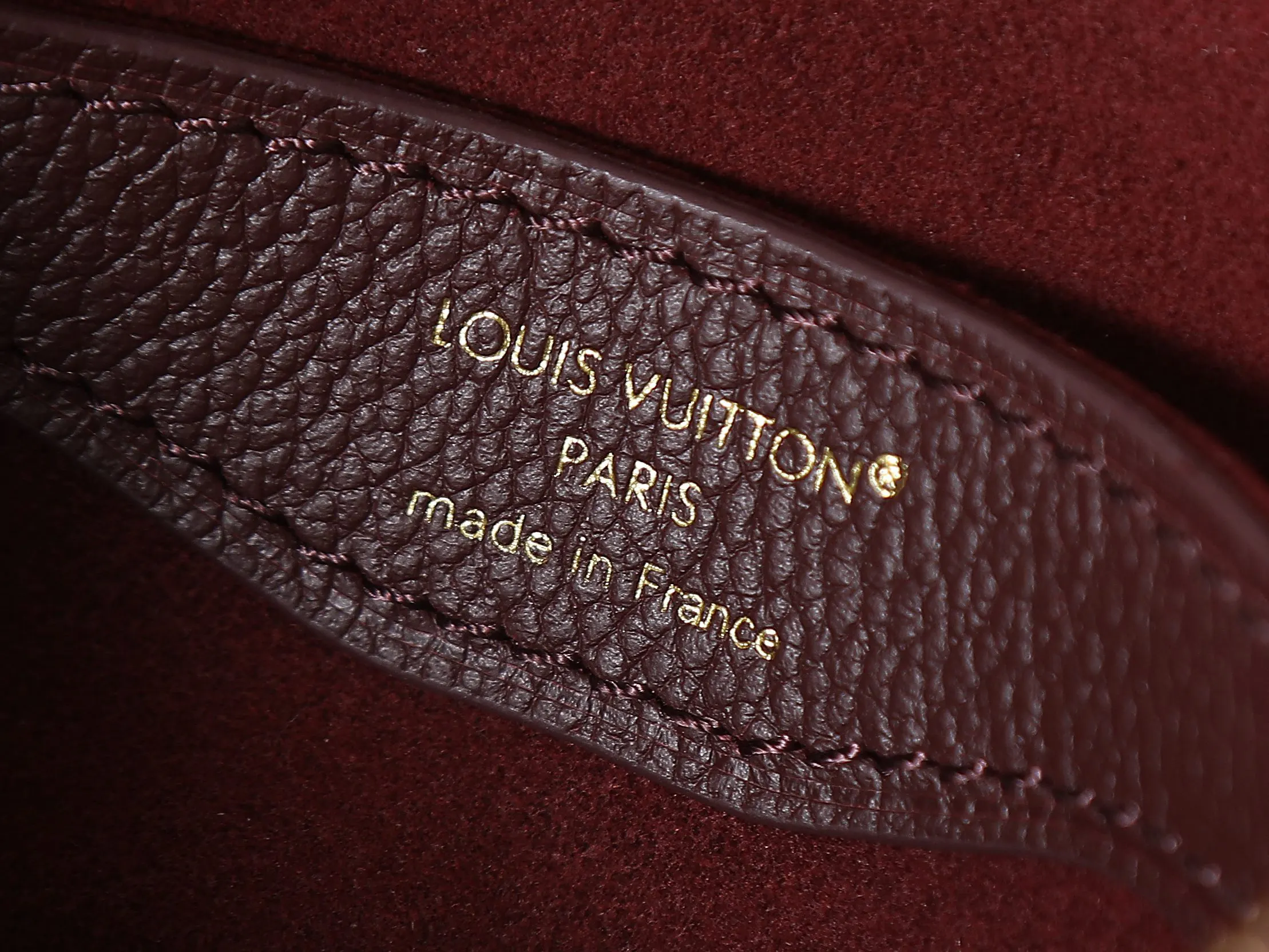 LV Brown Embossed Chain Underarm Bag Image 9