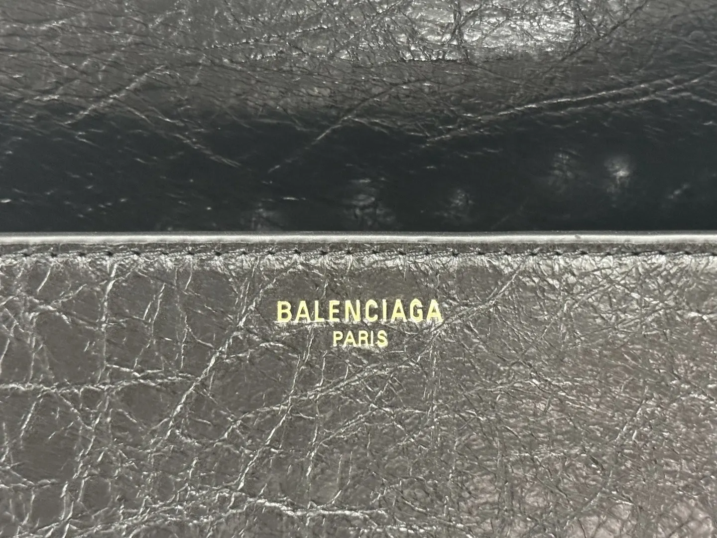 Balenciaga Clicca Style
