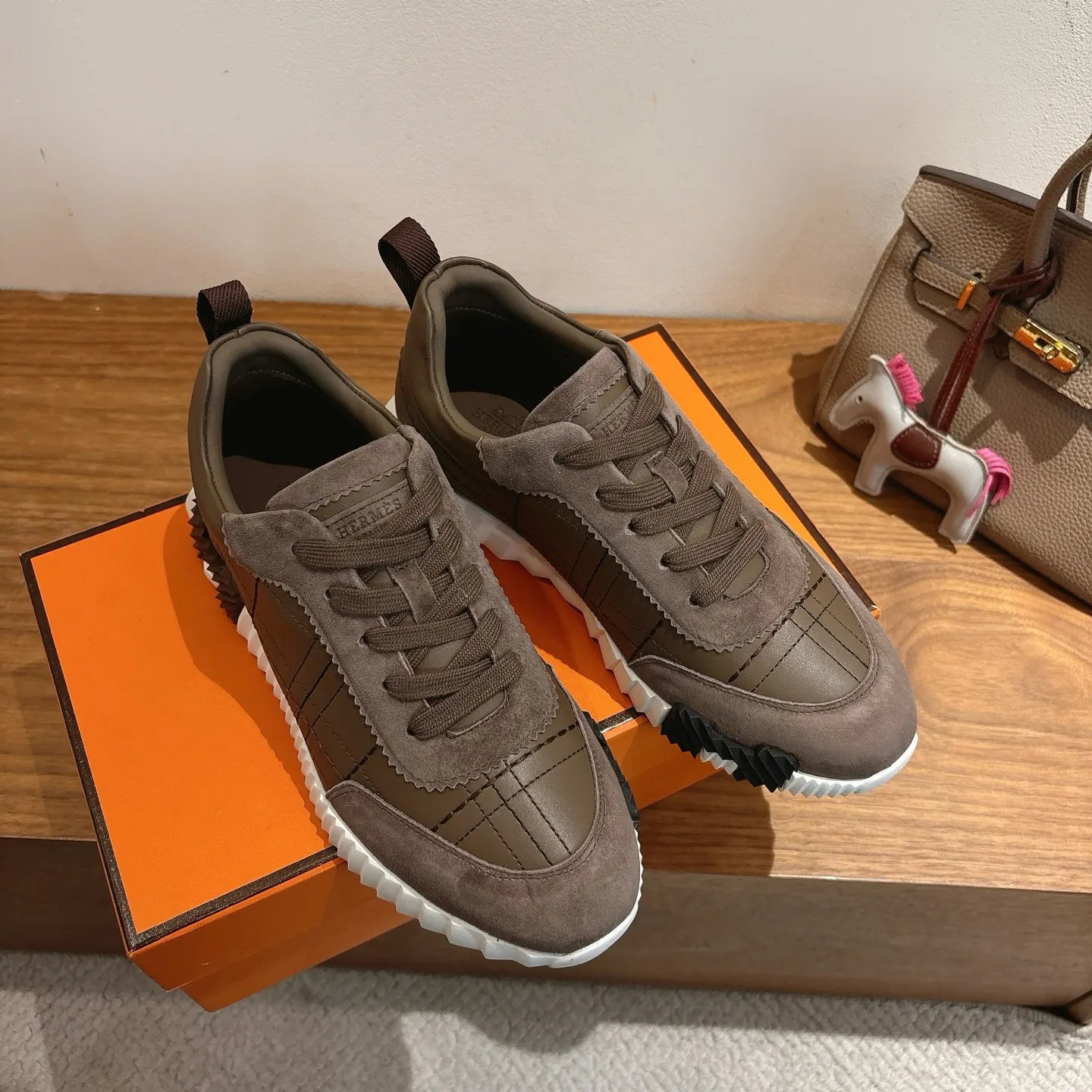 Hermès SS 运动鞋