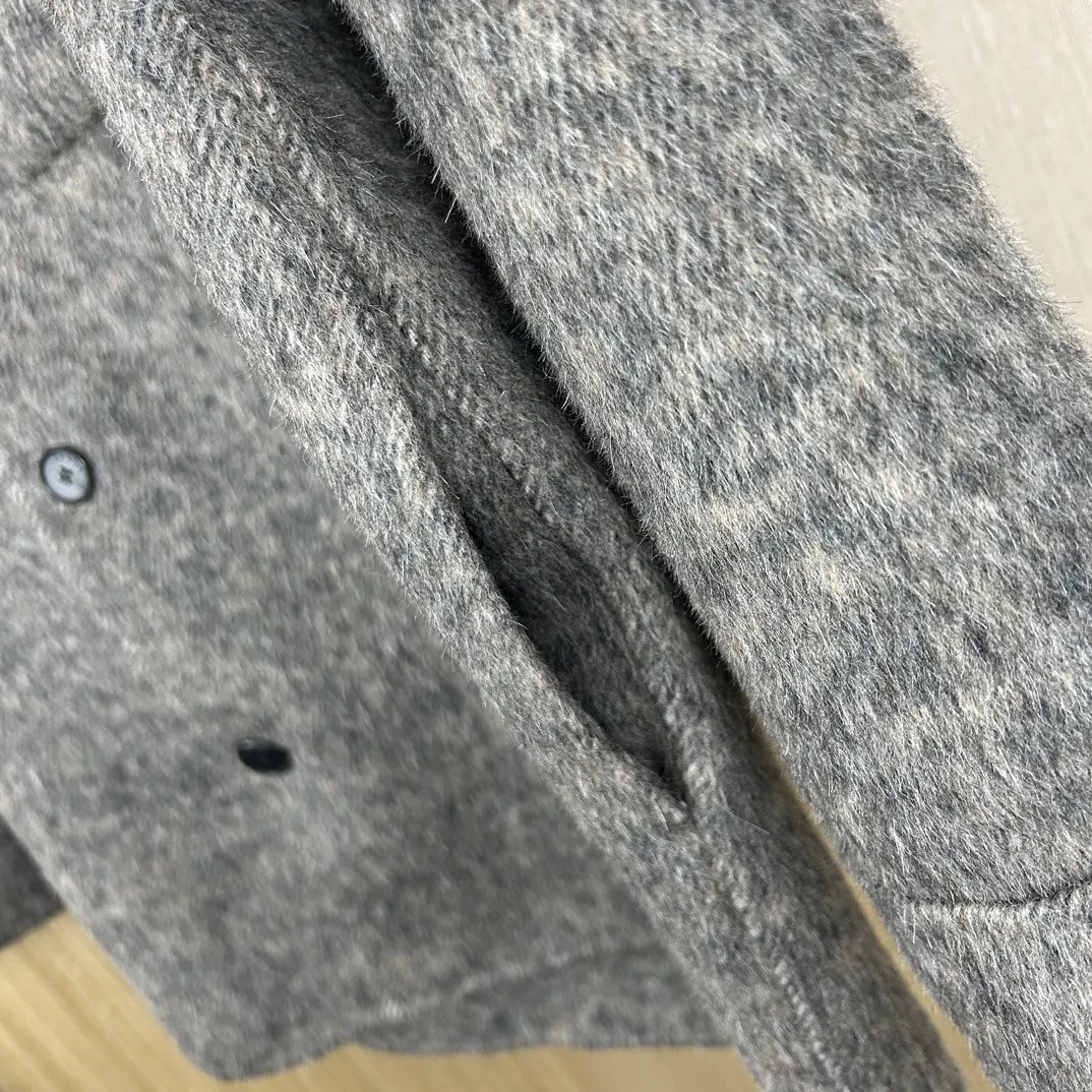 Prada 外套 通勤休闲